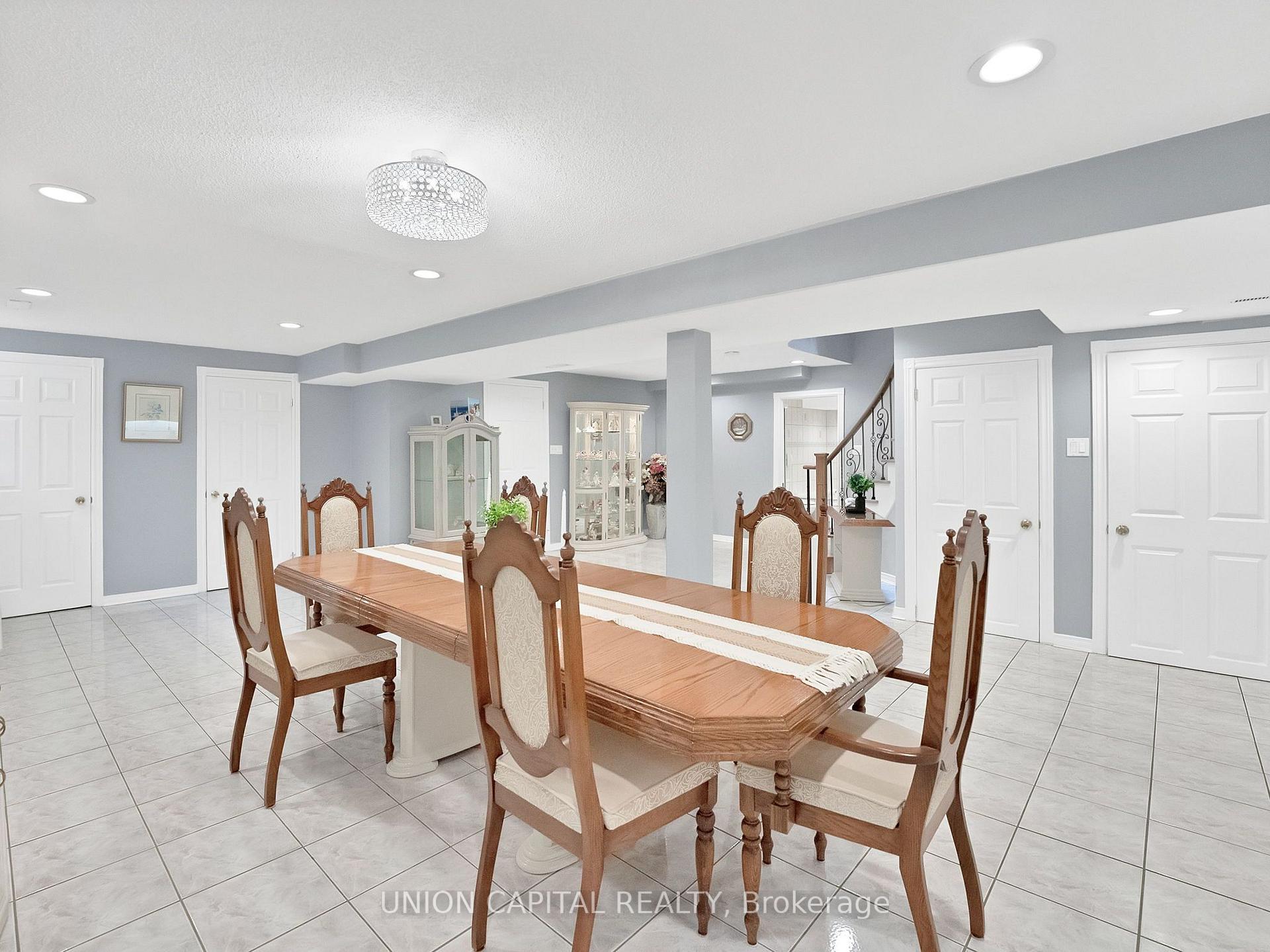 Photo 32 of 78 Beckenridge Drive, Markham, Milliken Mills East — HOMEH
