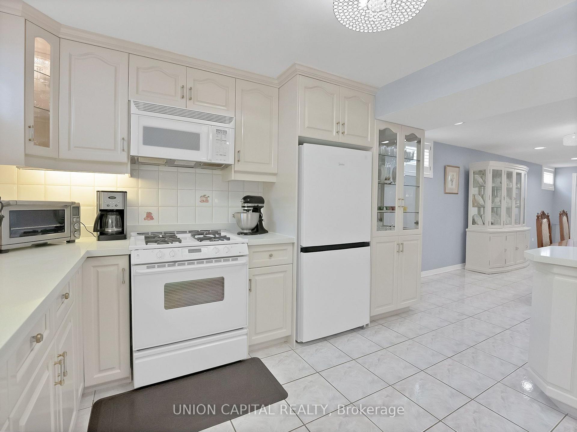 Photo 37 of 78 Beckenridge Drive, Markham, Milliken Mills East — HOMEH