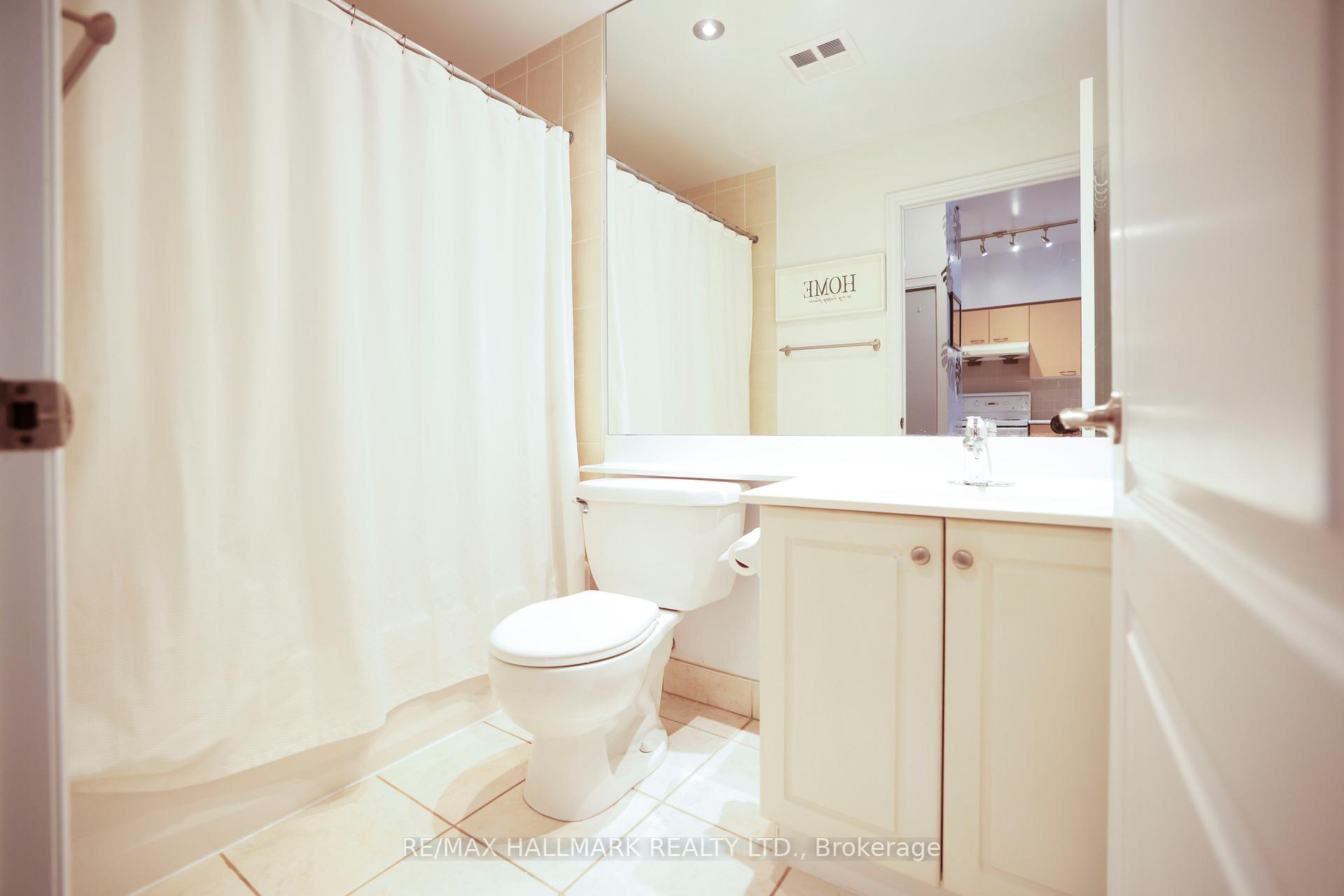 Photo 16 of Unit 112, 62 Suncrest Boulevard, Markham, Commerce Valley — HOMEH