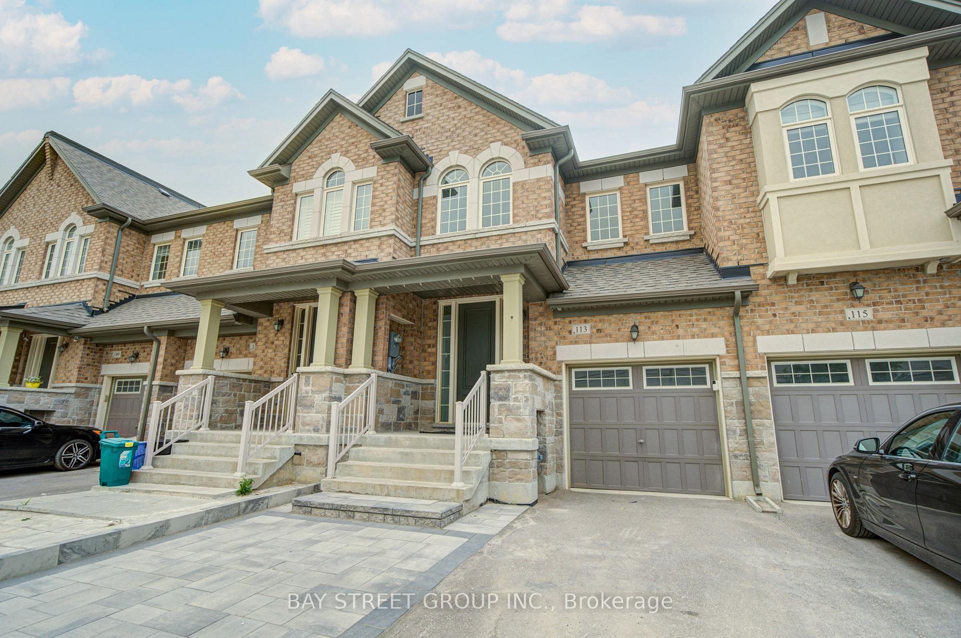 Photo 1 of 113 Drizzle Crescent, Richmond Hill, Oak Ridges — HOMEH