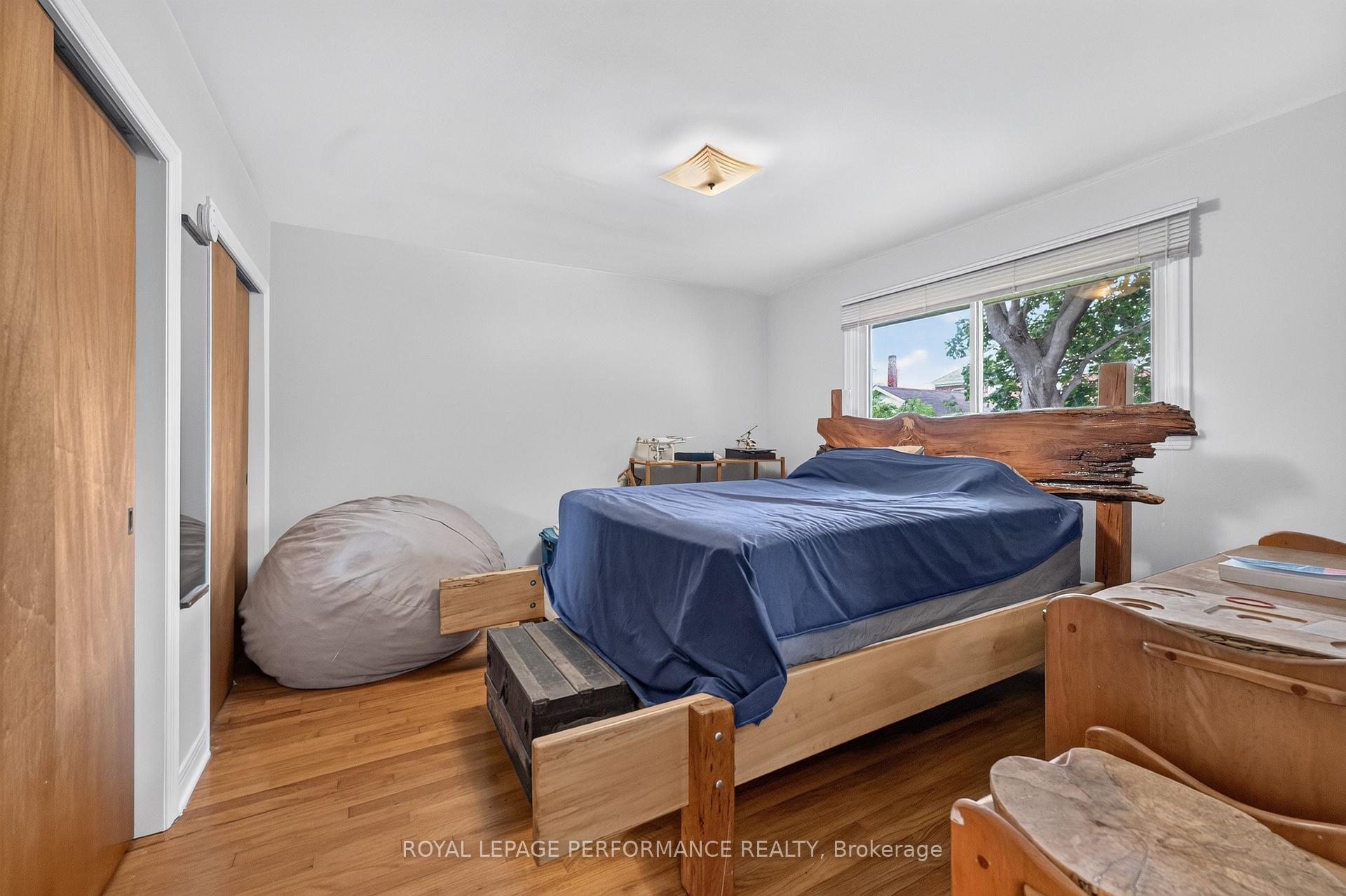 Photo 12 of 245 Compton Avenue, Ottawa, Woodroffe — HOMEH