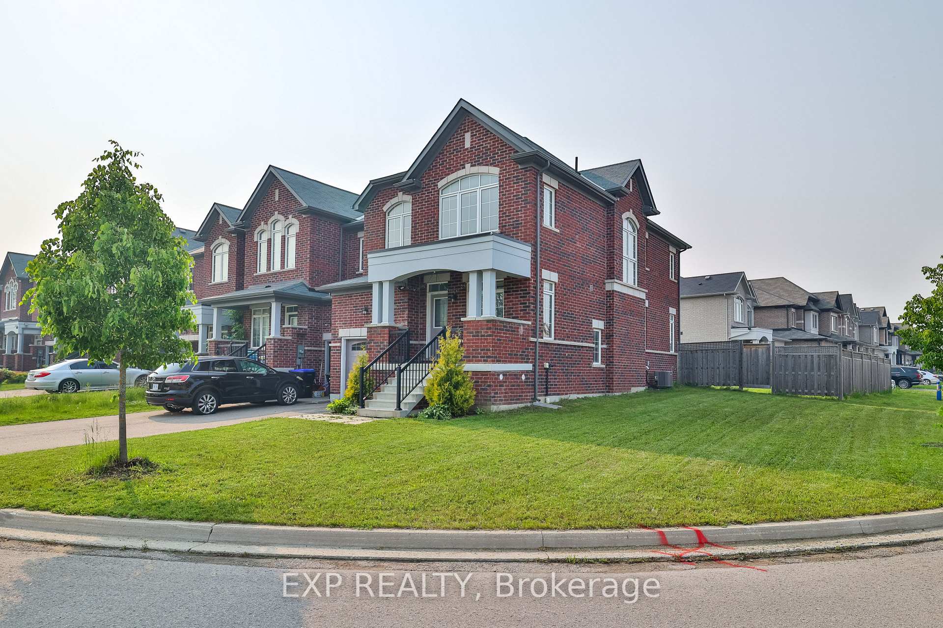 Photo 2 of 1487 Farrow Cres, Innisfil, Rural Innisfil — HOMEH