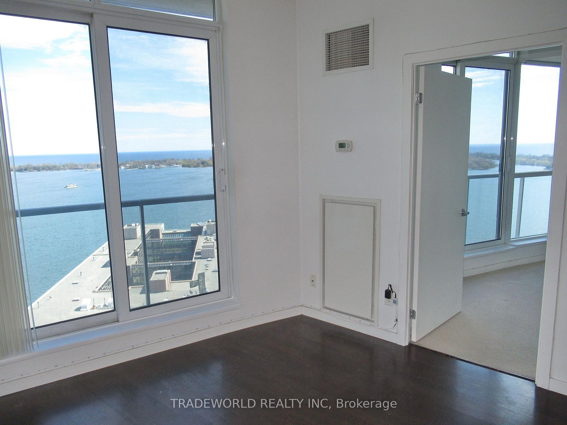 Photo 6 of Unit 2805, 208 Queens Quay W, Toronto, Waterfront Communities — HOMEH