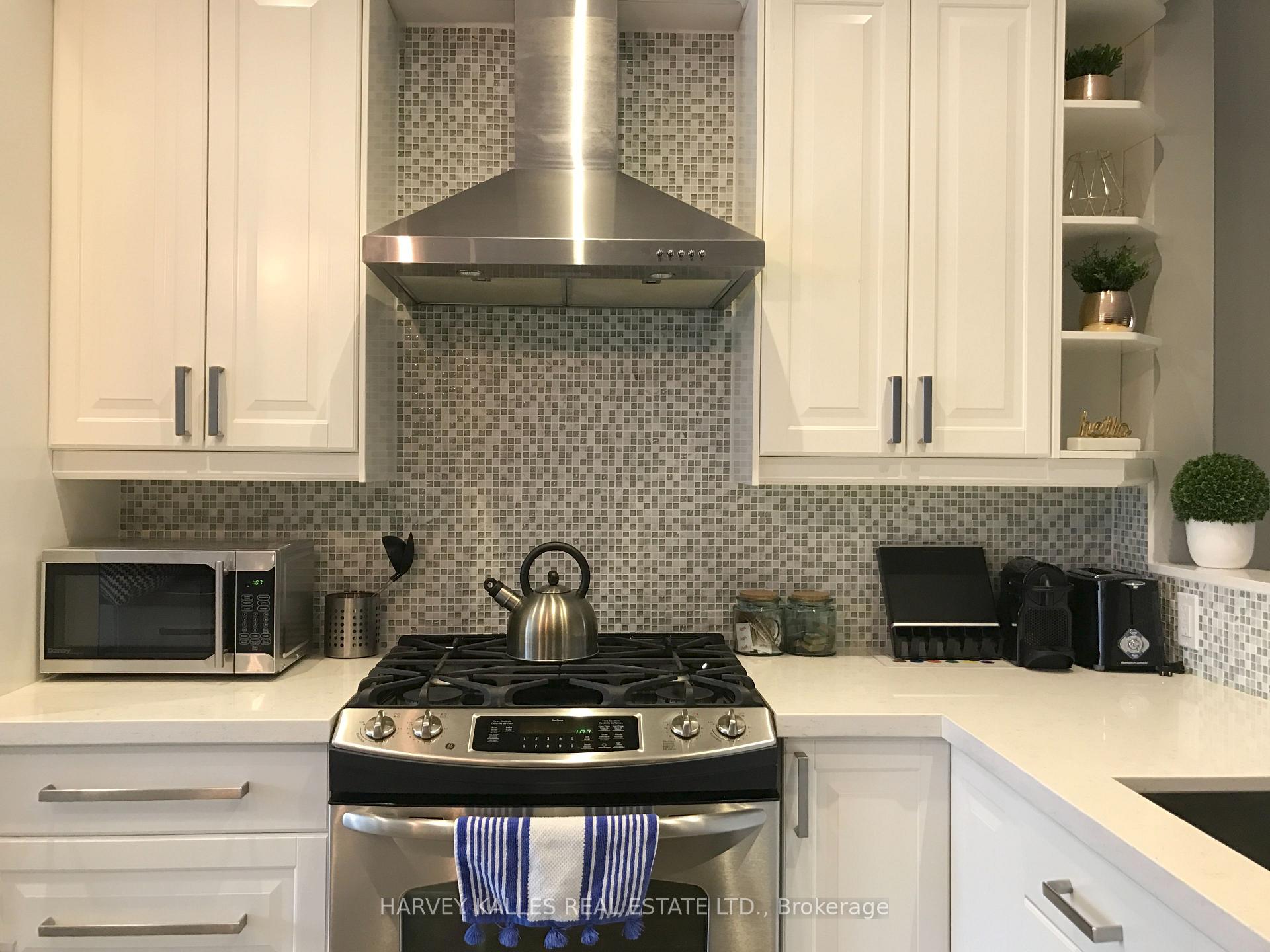 Photo 4 of 47 Northcote Avenue, Toronto, Little Portugal — HOMEH