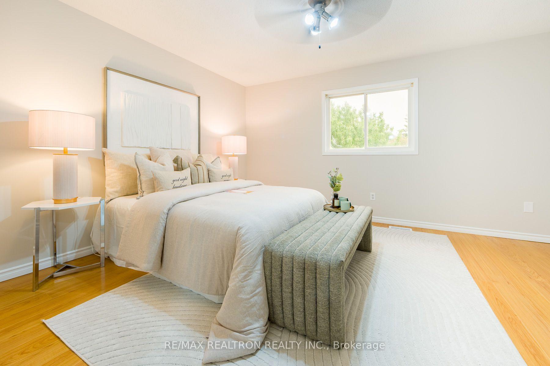 Photo 32 of 1 Heathwood Drive, Brampton, Fletcher's Meadow — HOMEH