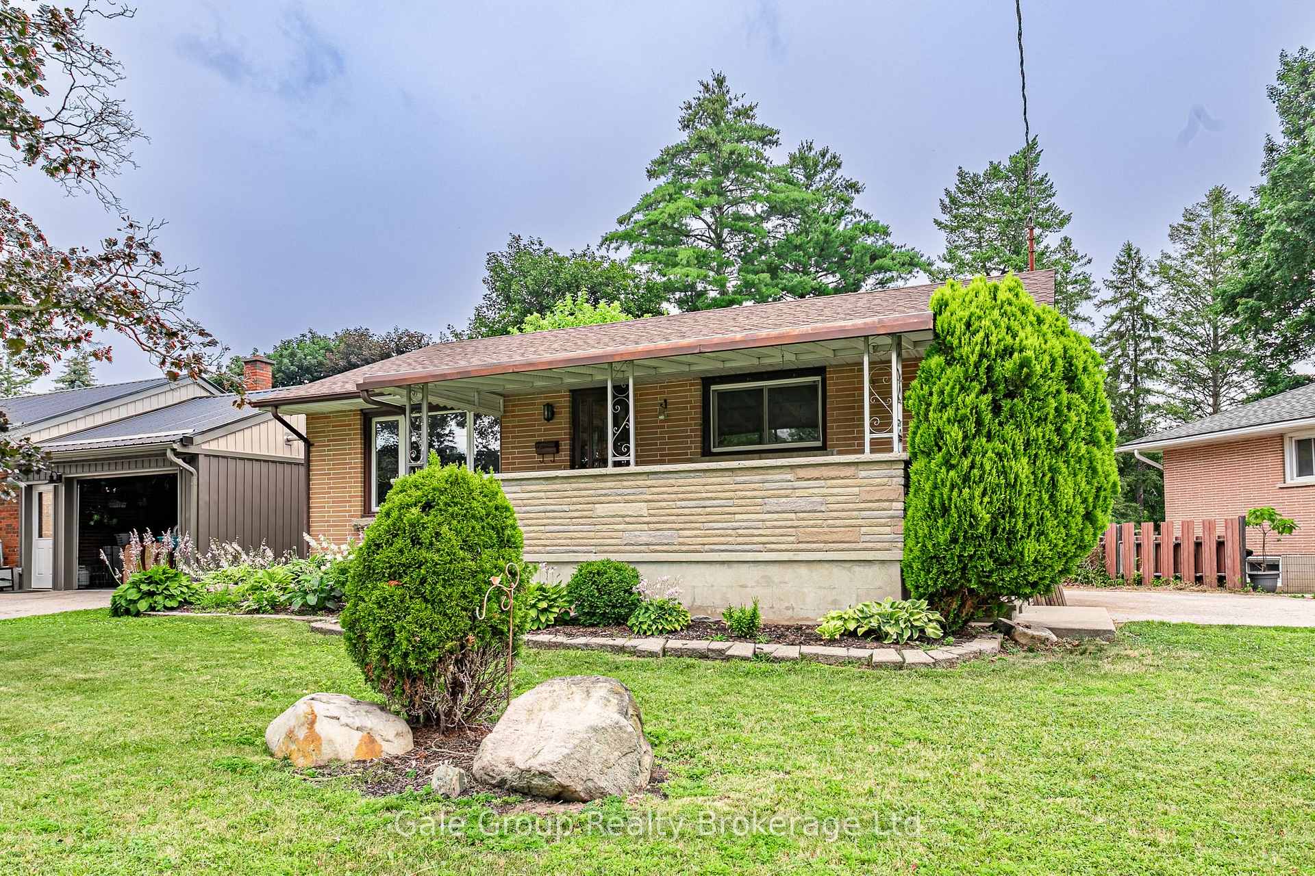 Photo 3 of 32A Glendale Drive, Tillsonburg — HOMEH