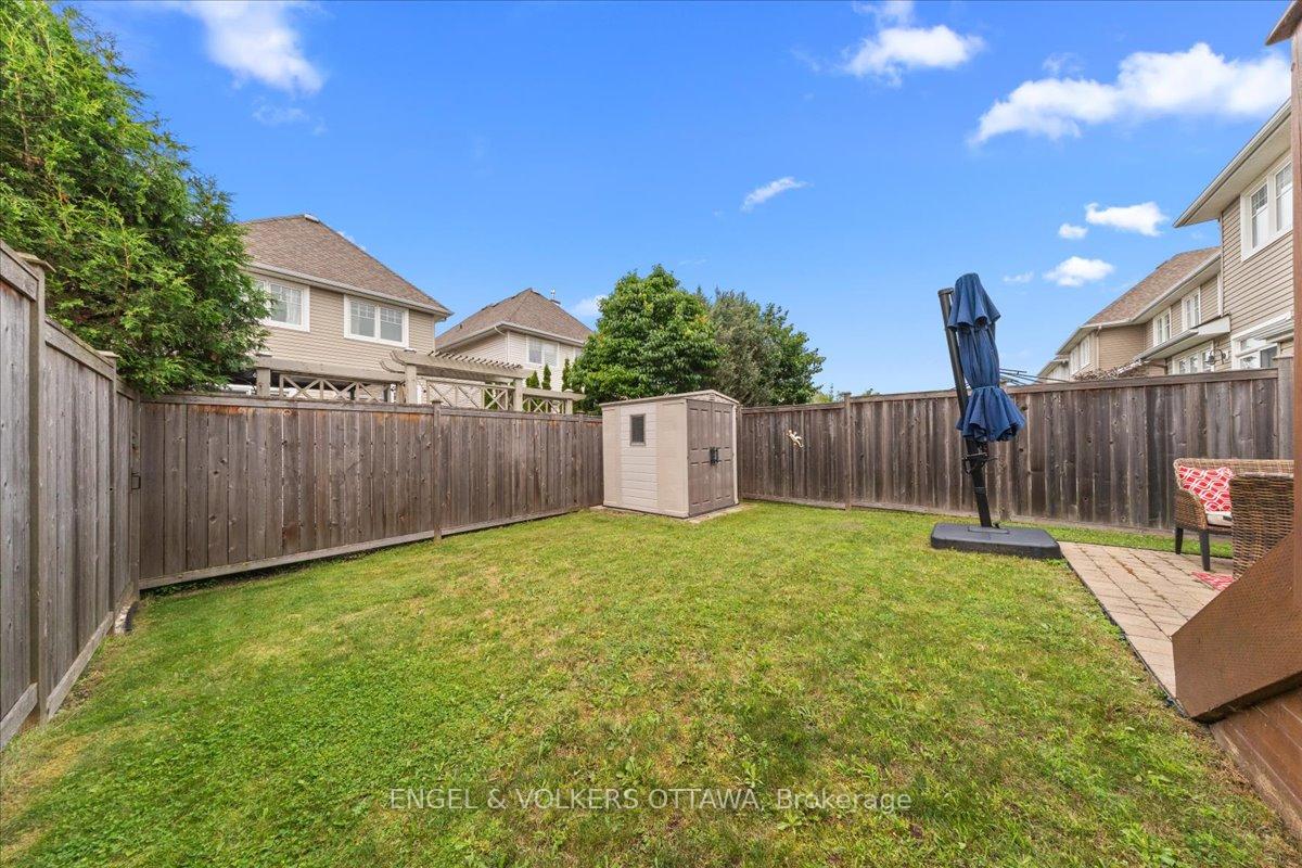 Photo 32 of 520 Rochefort Circle, Ottawa, Avalon West — HOMEH