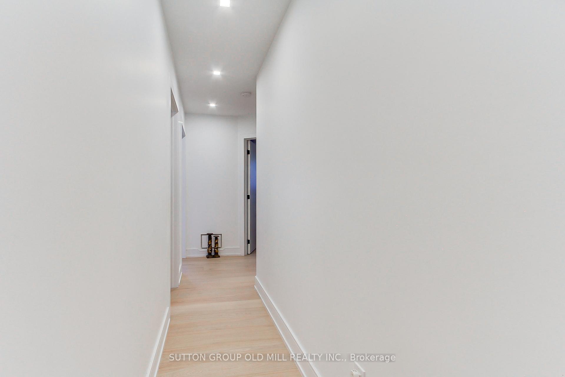 Photo 15 of 23 Moore Park Crescent, Halton Hills, Georgetown — HOMEH