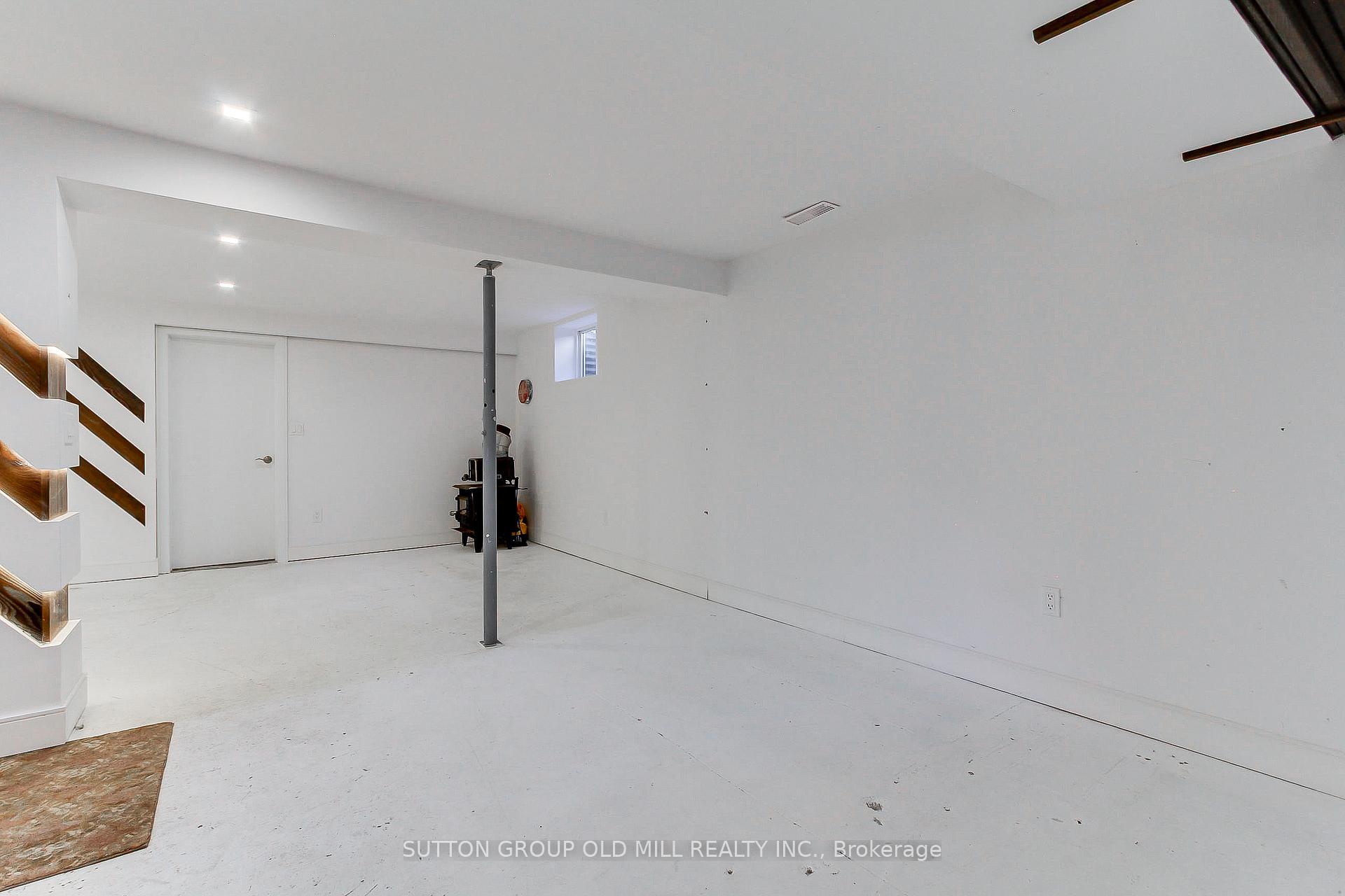Photo 30 of 23 Moore Park Crescent, Halton Hills, Georgetown — HOMEH