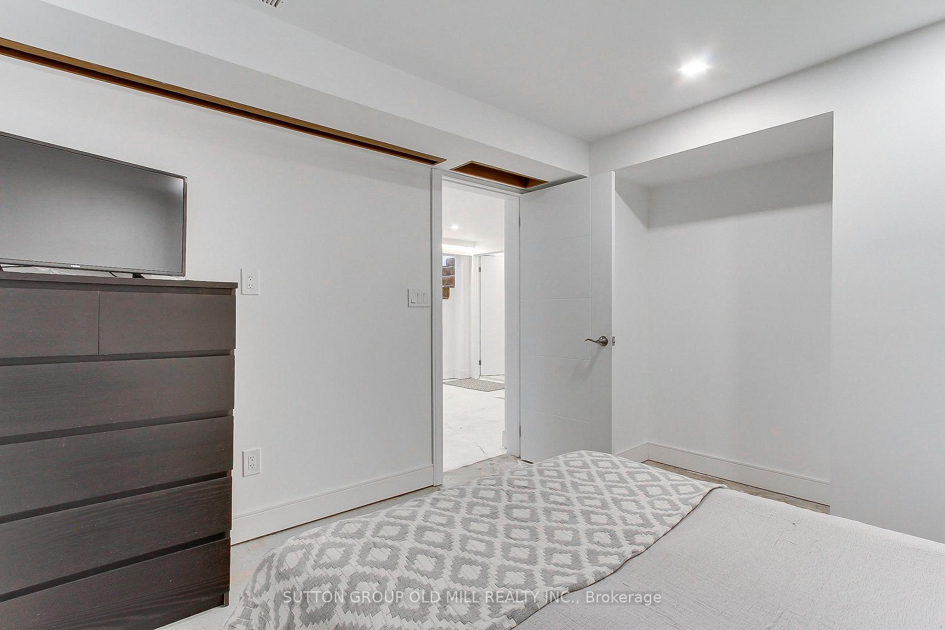 Photo 35 of 23 Moore Park Crescent, Halton Hills, Georgetown — HOMEH