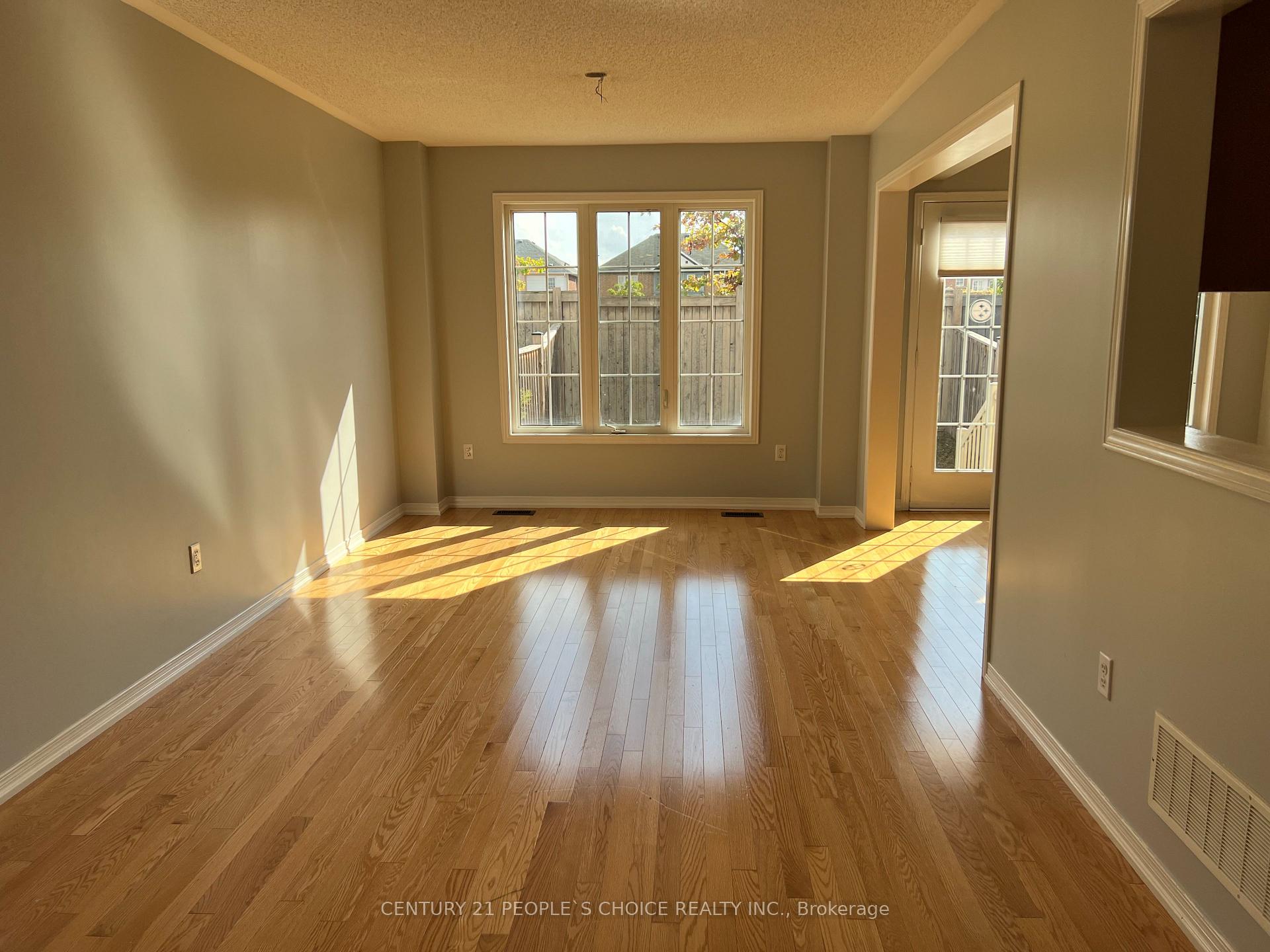 Photo 9 of 88 Delport Close, Brampton, Bram East — HOMEH
