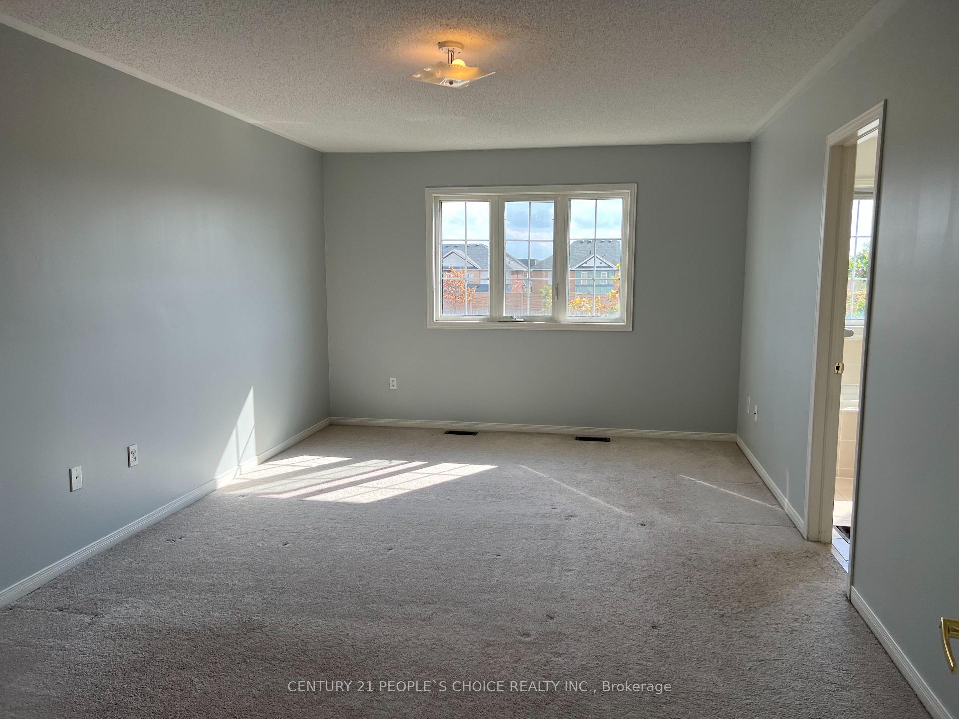 Photo 13 of 88 Delport Close, Brampton, Bram East — HOMEH