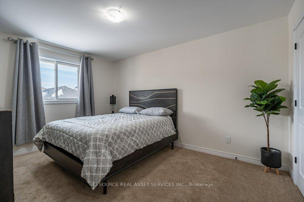 Photo 18 of 212 O'Neil Street, Peterborough, Monaghan Ward 2 — HOMEH