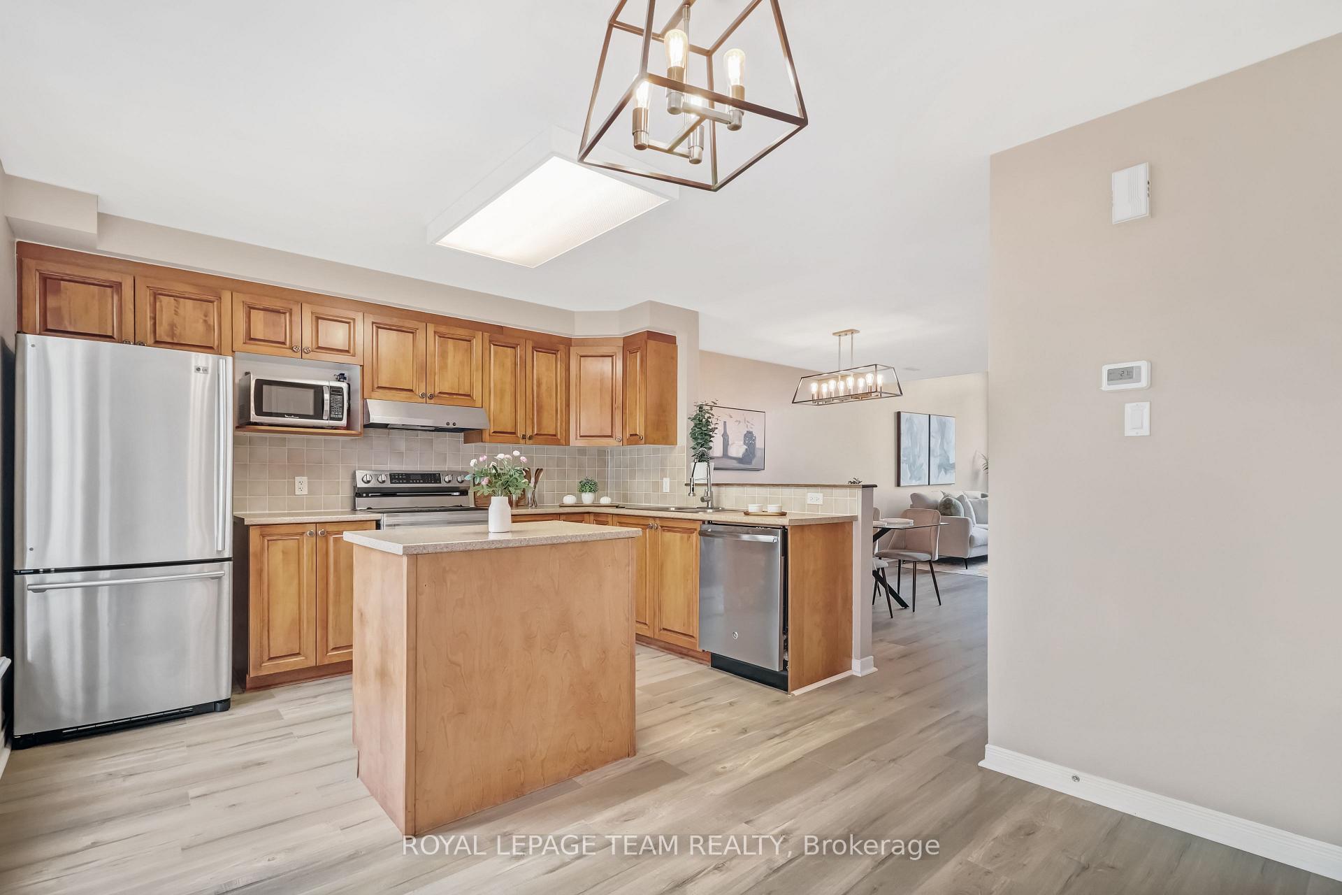 Photo 13 of 280 Keltie Private, Ottawa, Barrhaven - Longfields — HOMEH