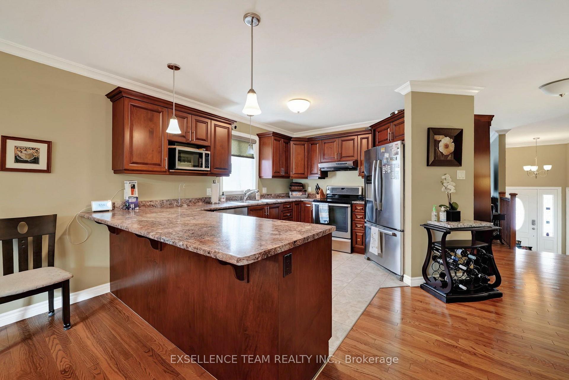 Photo 7 of 1159 Montreal Road, Cornwall, Cornwall — HOMEH