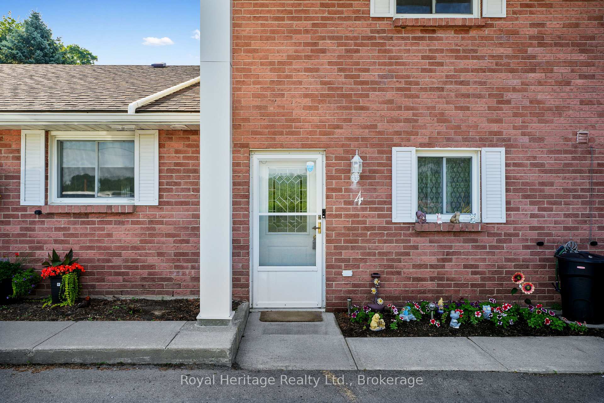Photo 3 of Unit 4, 97 Dundas Street, Brighton — HOMEH