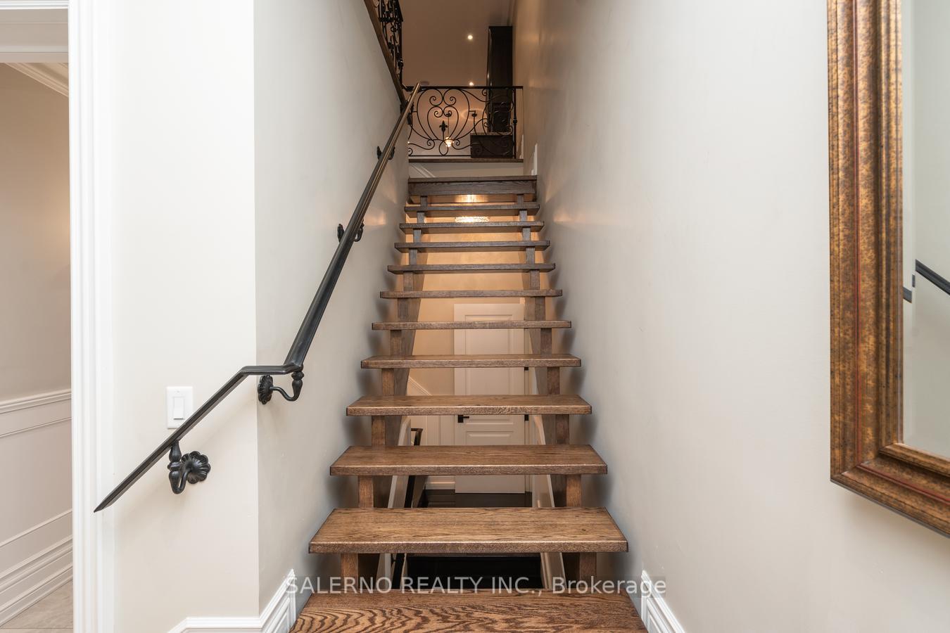 Photo 30 of 71 Grand Vellore Crescent, Vaughan, Vellore Village — HOMEH