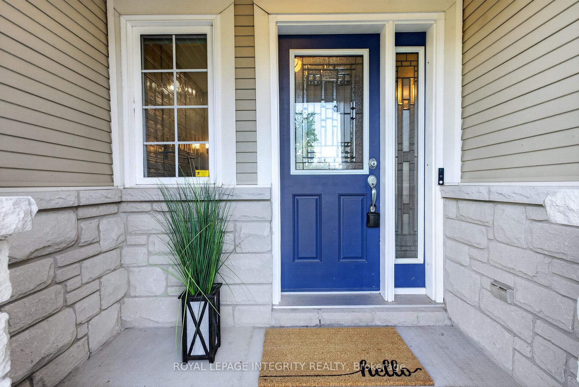 Photo 2 of 640 Kilbirnie Drive, Ottawa, Barrhaven - Stonebridge — HOMEH