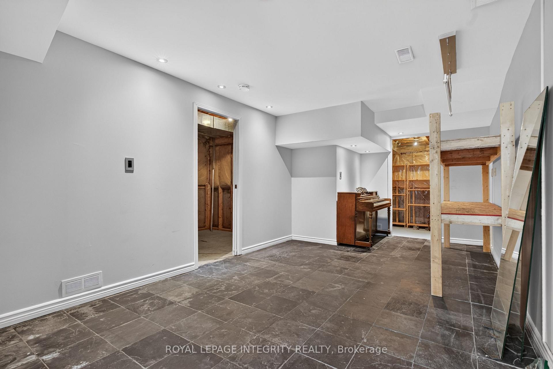Photo 23 of 640 Kilbirnie Drive, Ottawa, Barrhaven - Stonebridge — HOMEH