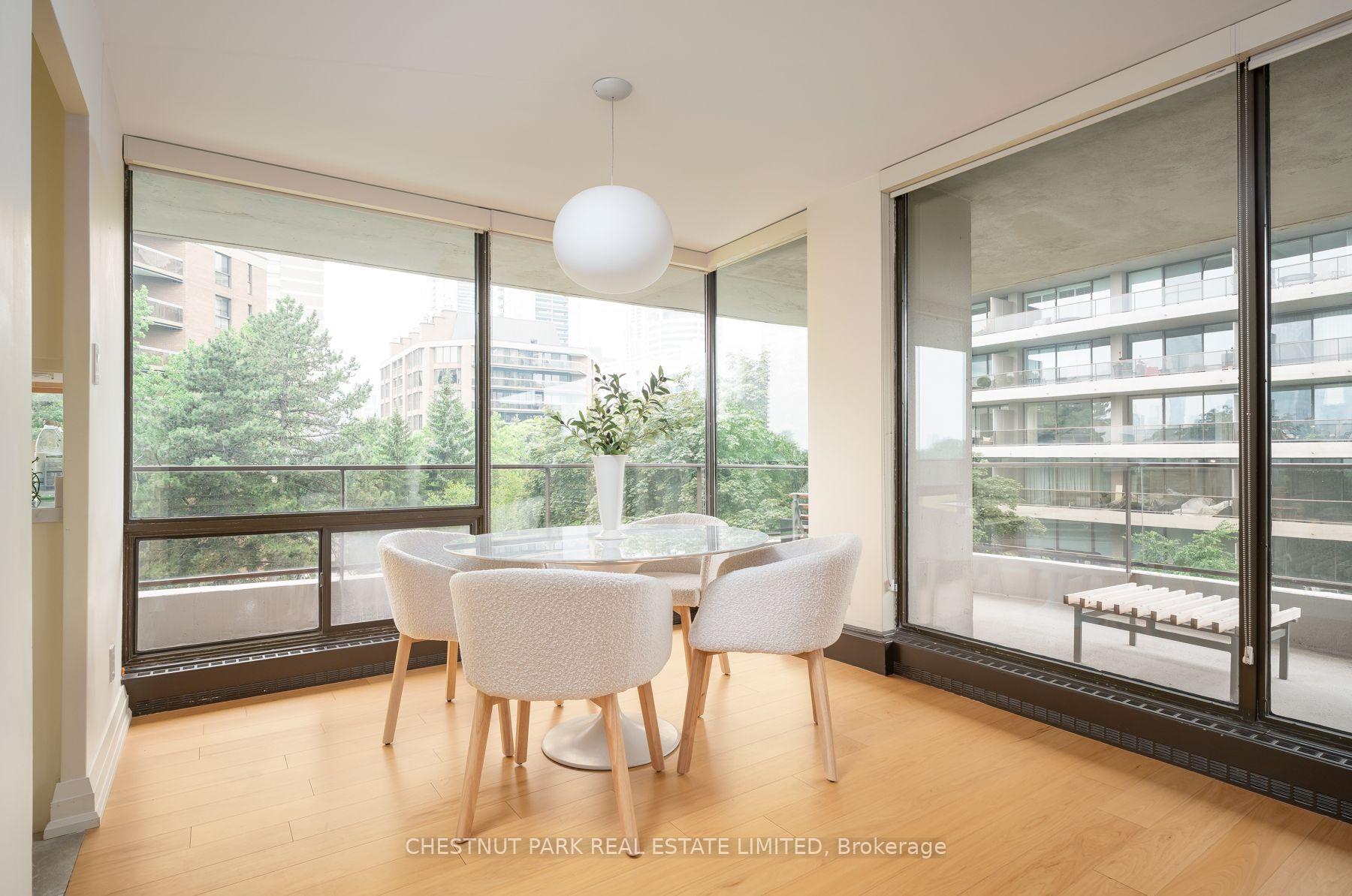 Photo 15 of Unit 501, 10 Avoca Avenue, Toronto, Rosedale-Moore Park — HOMEH