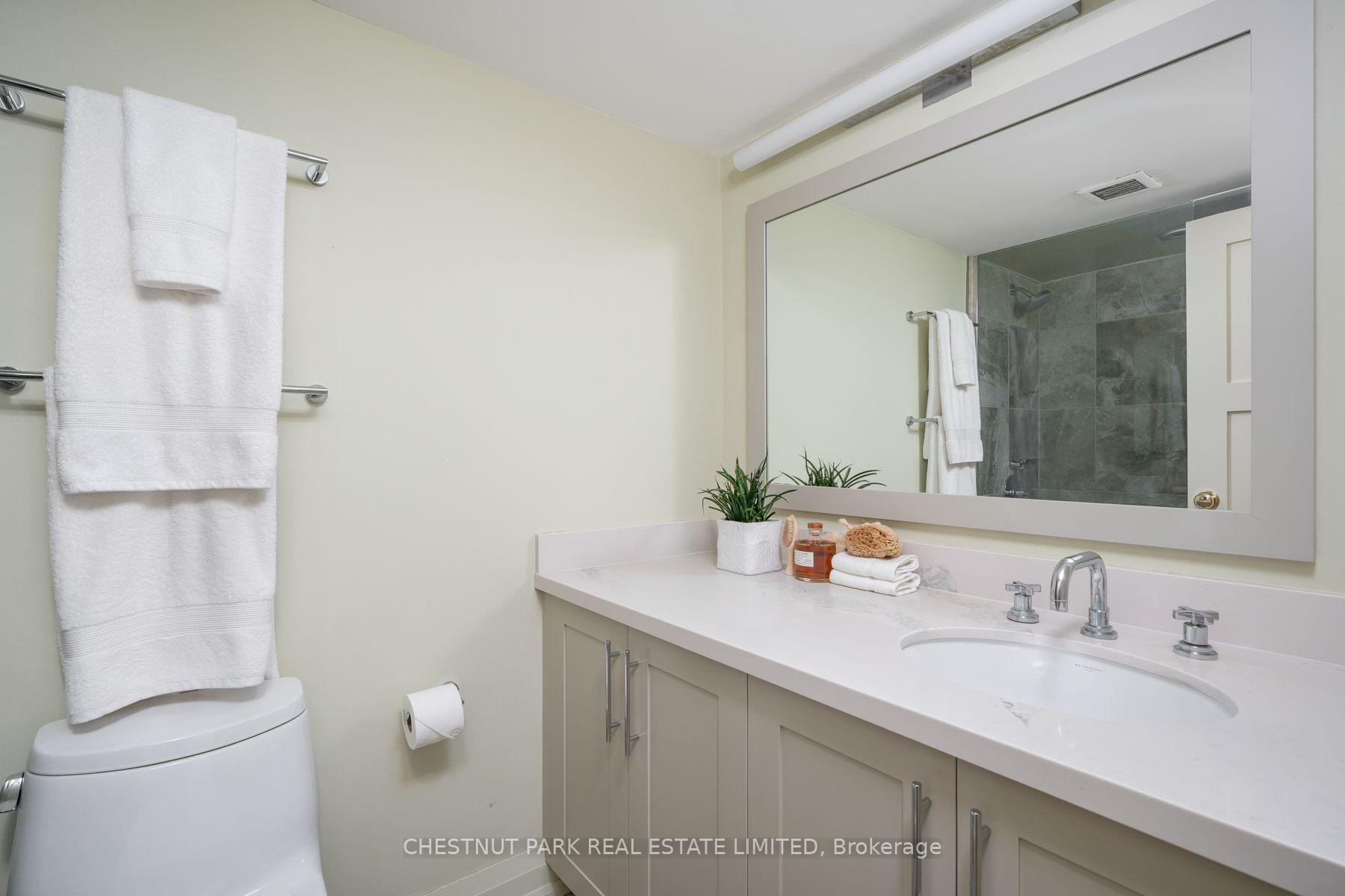 Photo 25 of Unit 501, 10 Avoca Avenue, Toronto, Rosedale-Moore Park — HOMEH