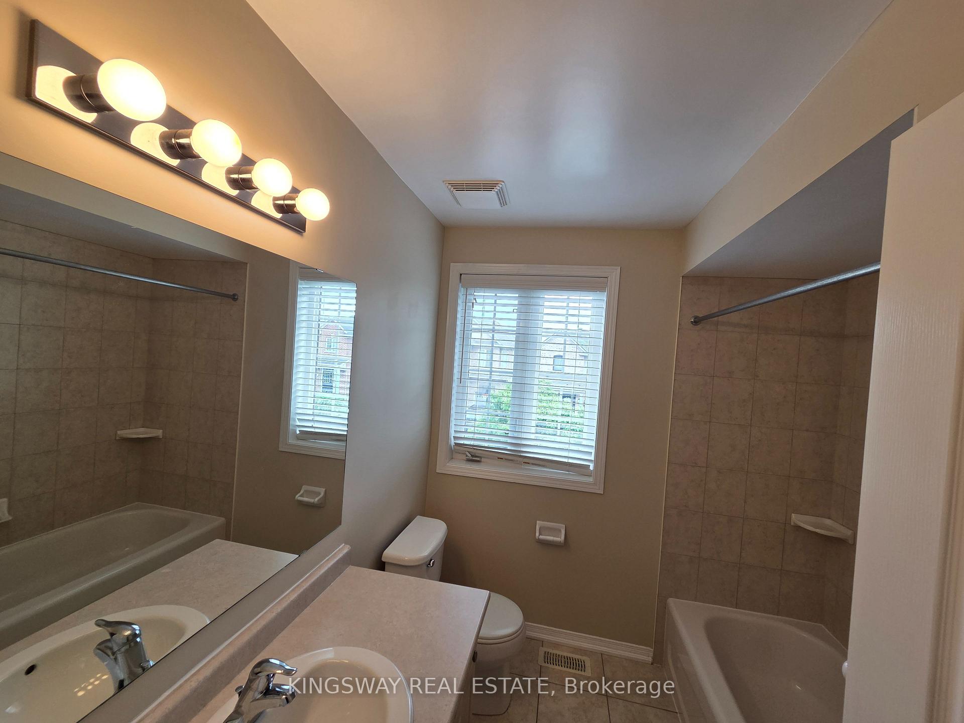 Photo 19 of 28 Tidemore Heights, Hamilton, Lakeshore — HOMEH