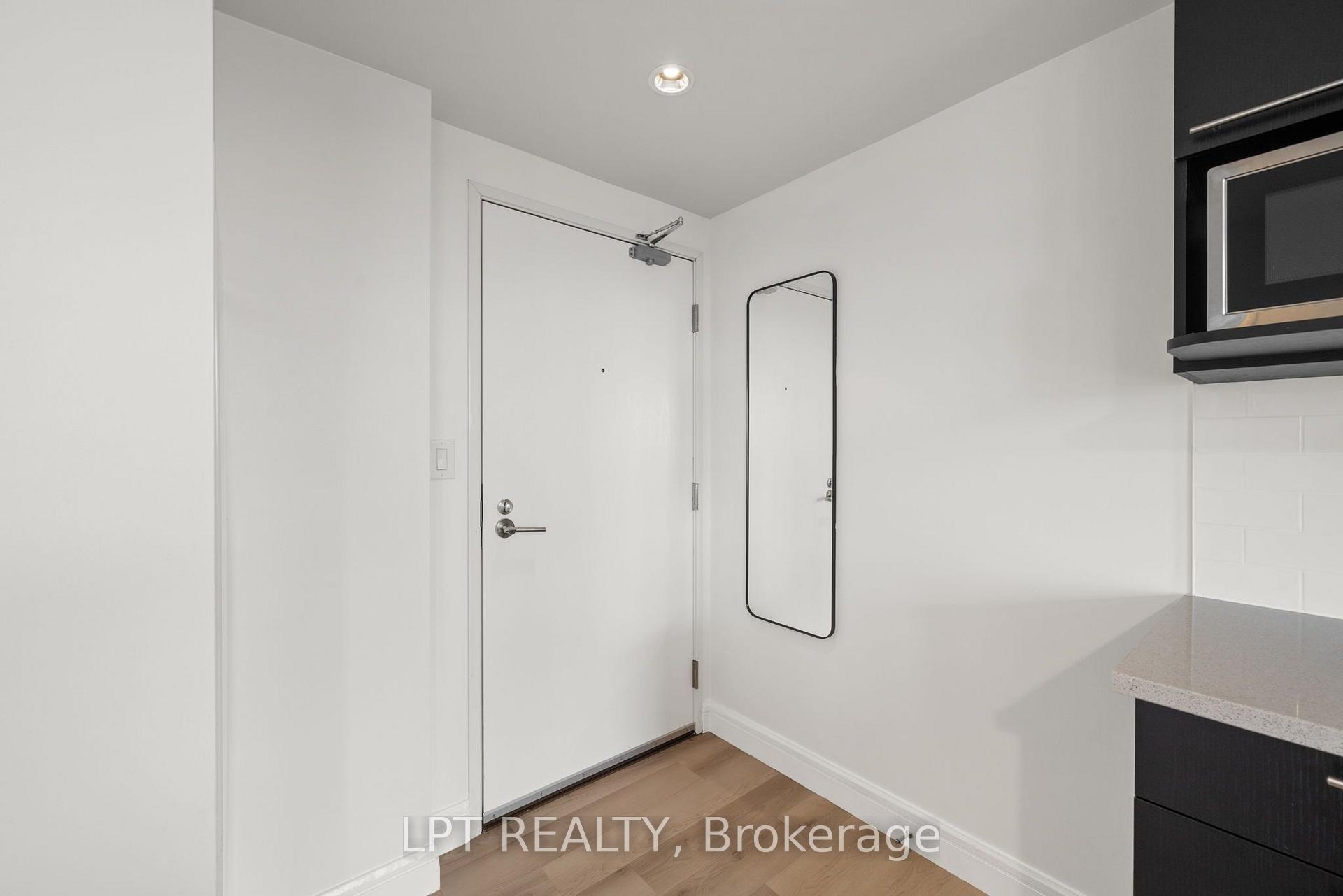 Photo 12 of Unit 707, 555 Anand Private, Ottawa, Riverside Park South — HOMEH