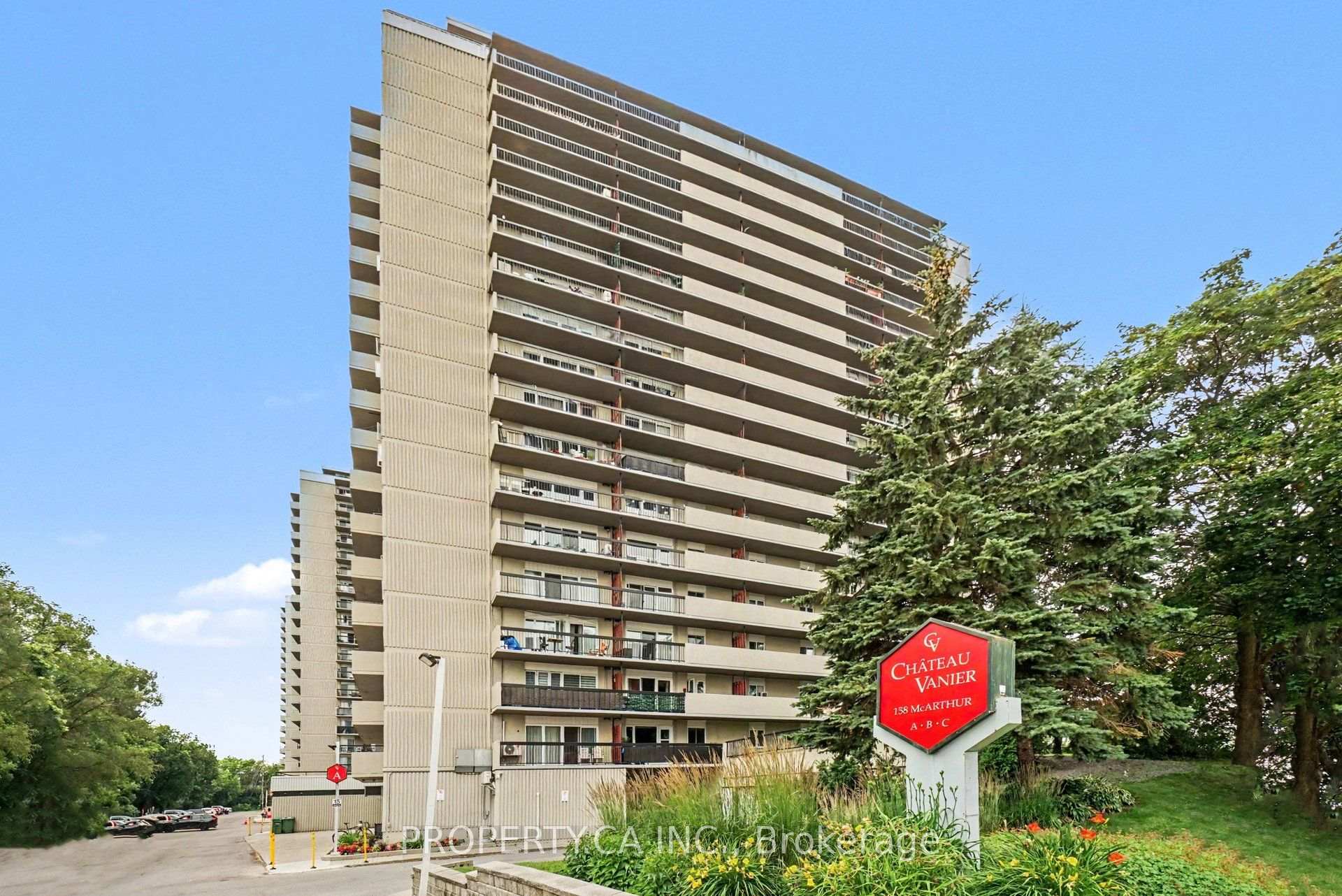 Photo 2 of Unit 805, 158A McArthur Avenue, Ottawa, Vanier — HOMEH