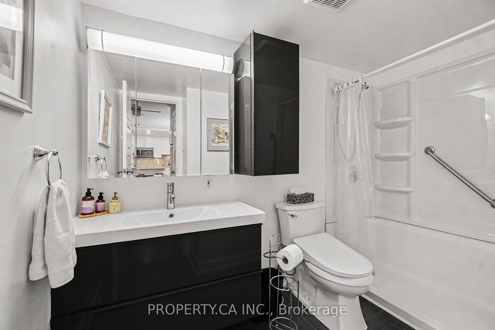 Photo 21 of Unit 805, 158A McArthur Avenue, Ottawa, Vanier — HOMEH