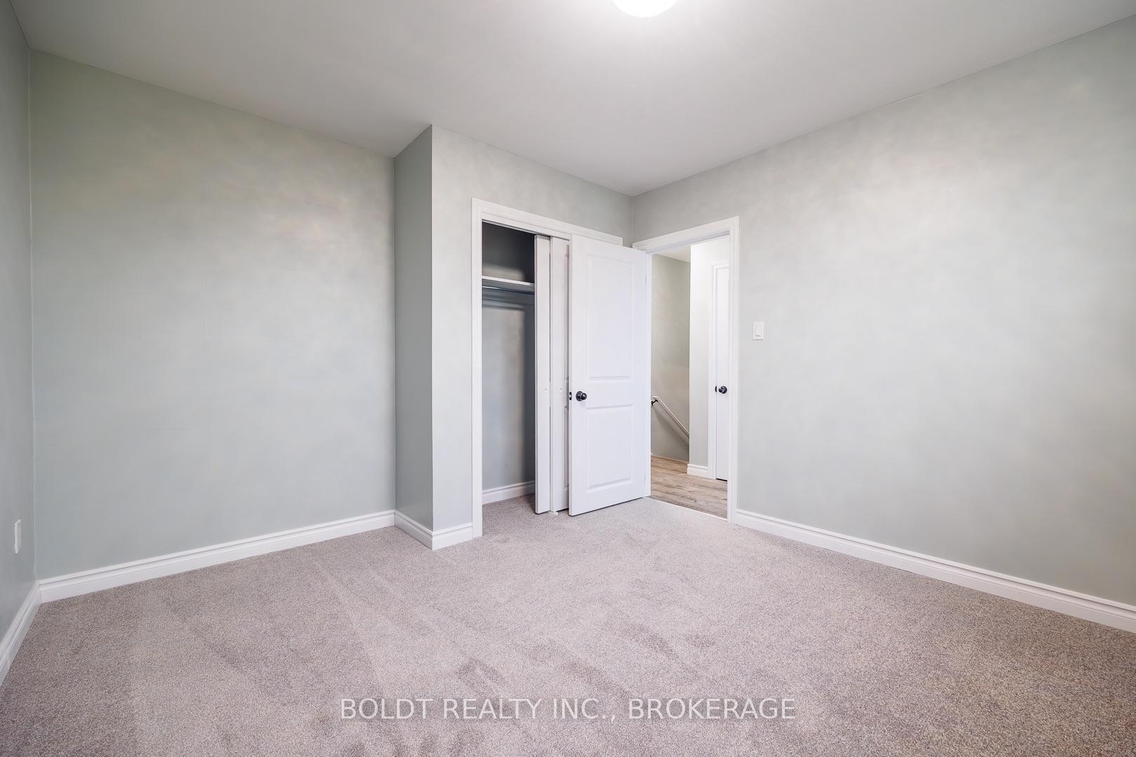 Photo 17 of 8 Pamela Drive, Thorold, Confederation Heights — HOMEH