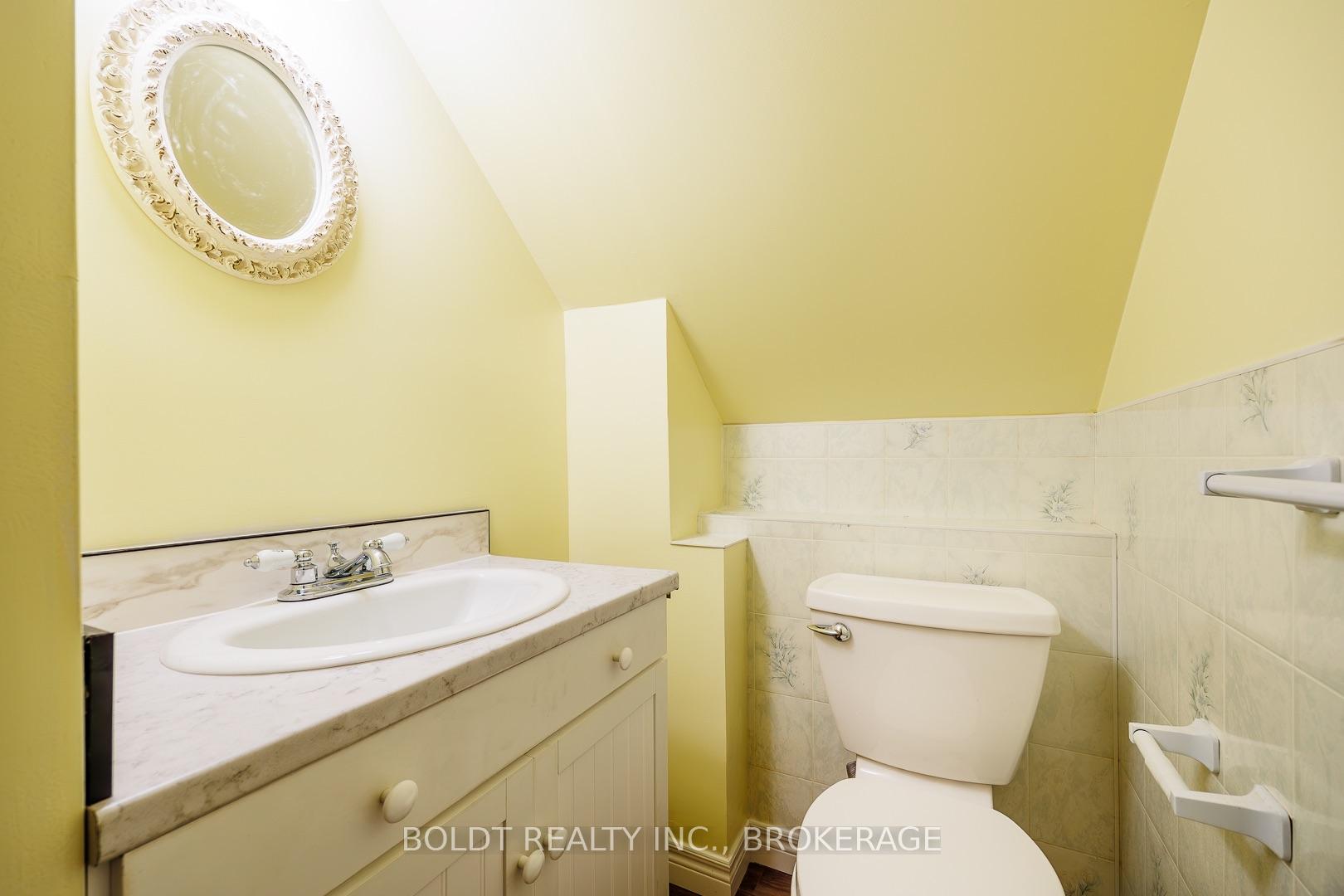 Photo 23 of 8 Pamela Drive, Thorold, Confederation Heights — HOMEH