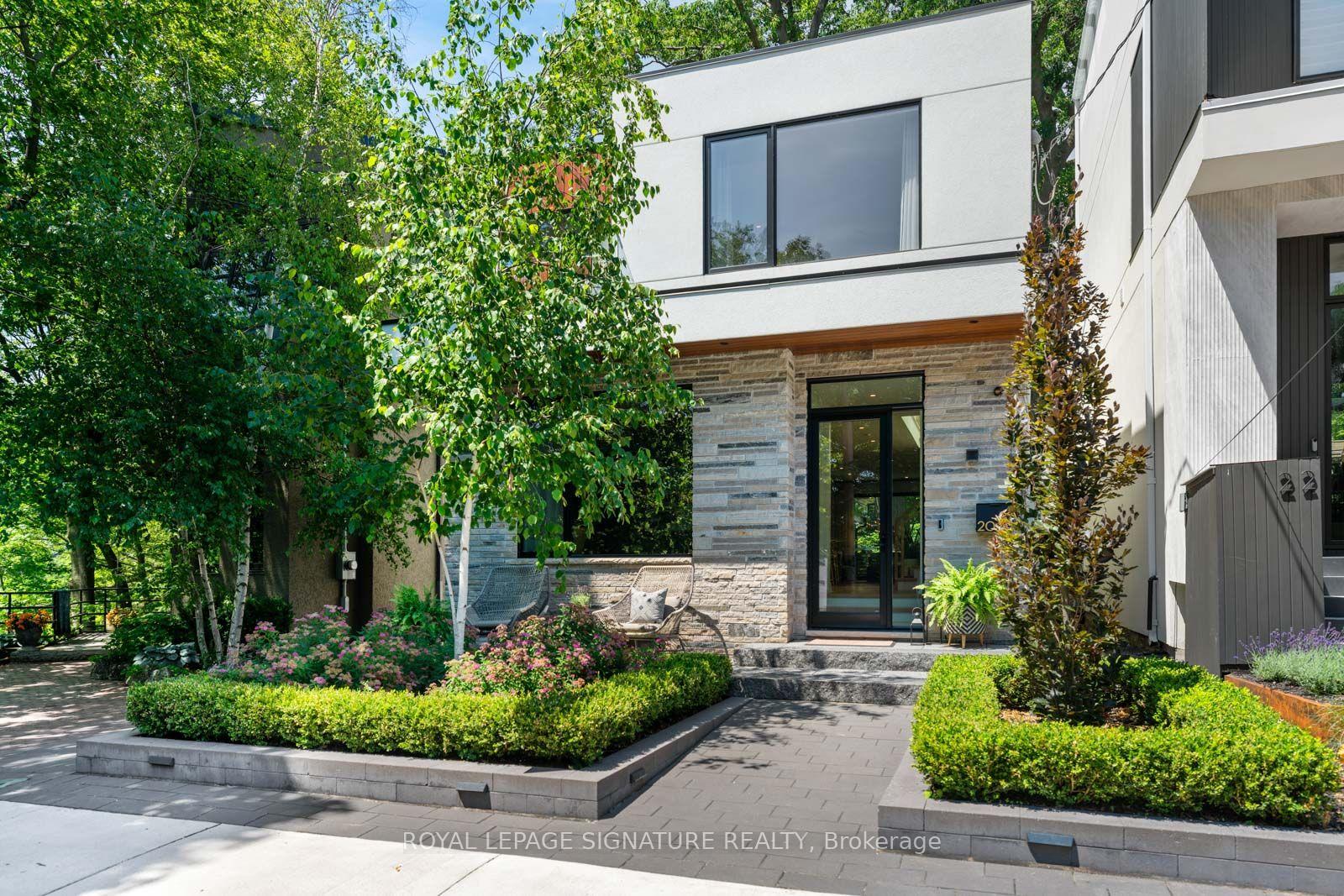 Photo 1 of 20 Duart Park Road, Toronto, The Beaches — HOMEH
