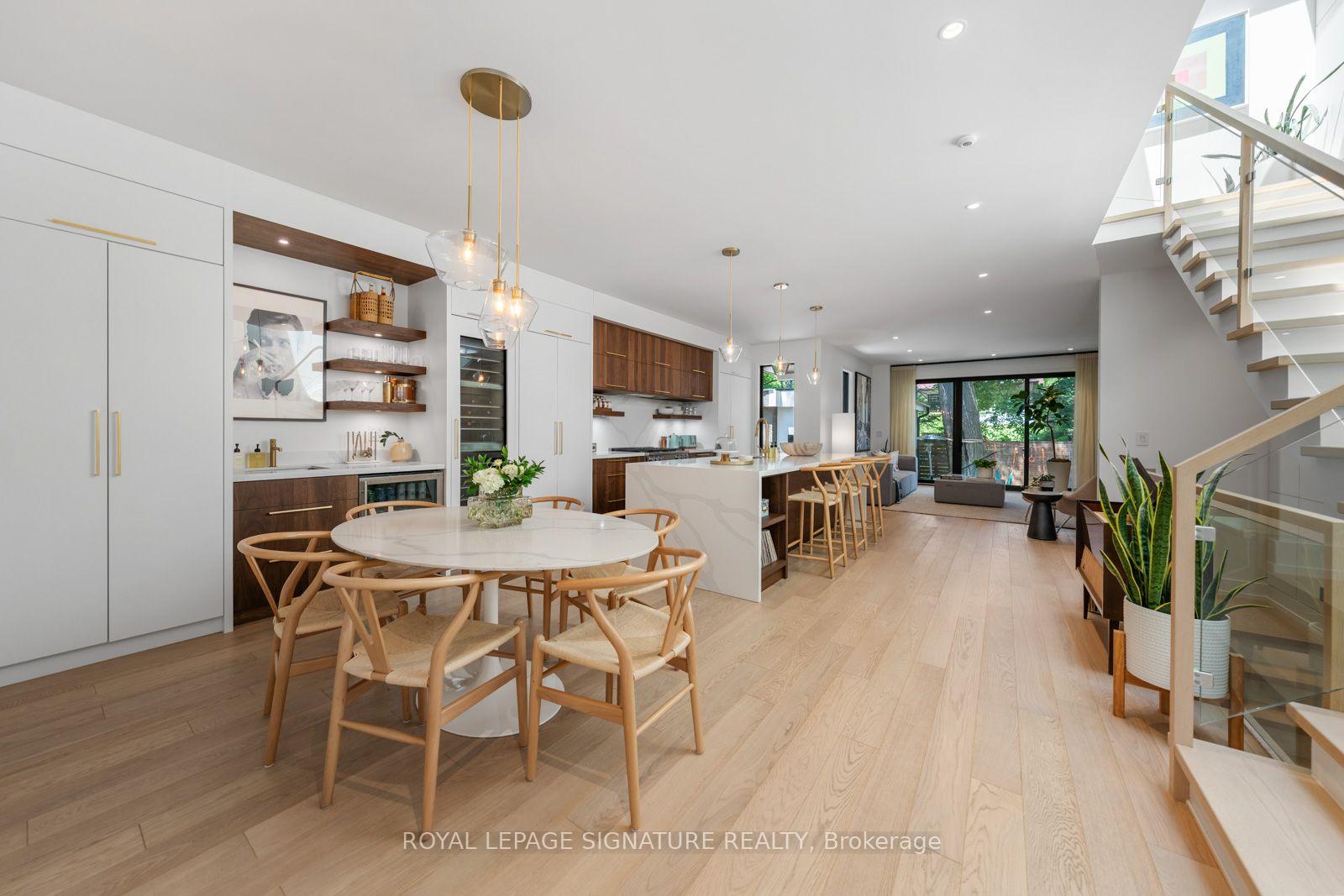 Photo 7 of 20 Duart Park Road, Toronto, The Beaches — HOMEH