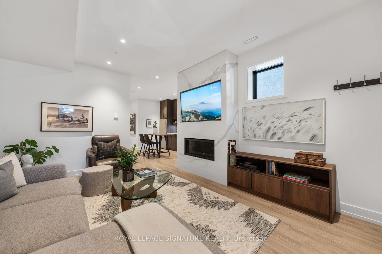 Photo 40 of 20 Duart Park Road, Toronto, The Beaches — HOMEH