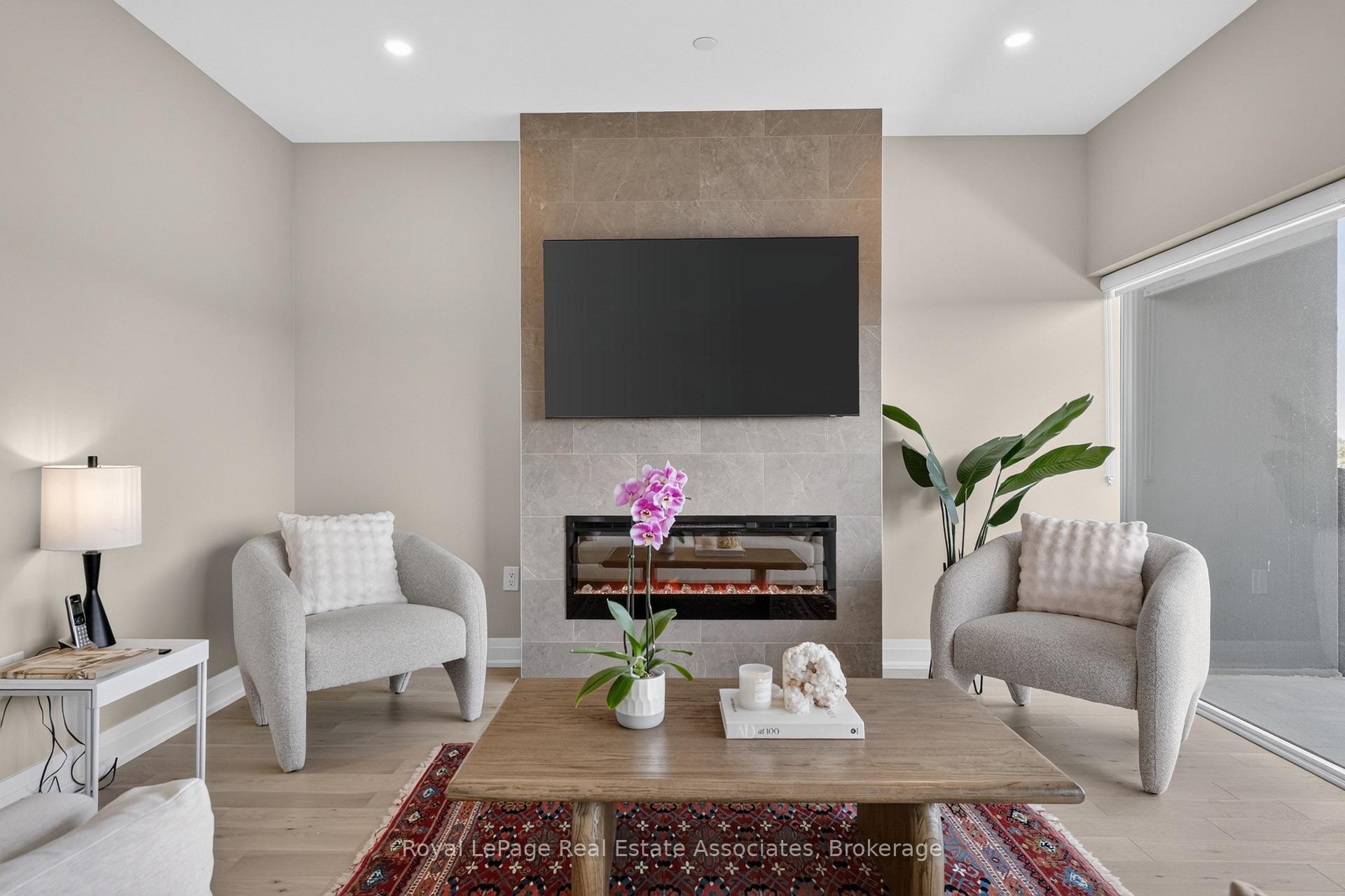 Photo 14 of Unit 612, 71 Wyndham Street S, Guelph, St. Patrick's Ward — HOMEH