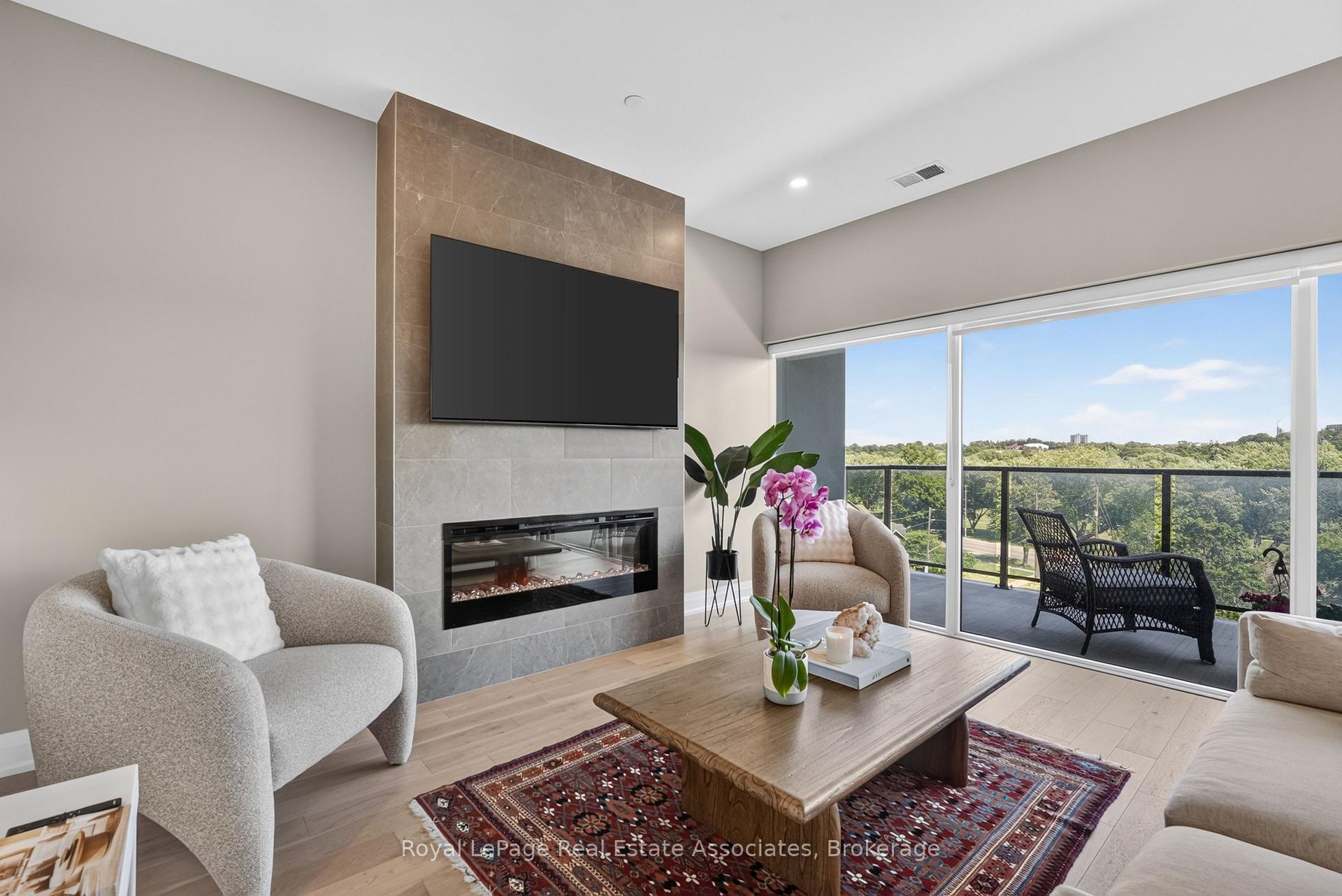 Photo 15 of Unit 612, 71 Wyndham Street S, Guelph, St. Patrick's Ward — HOMEH