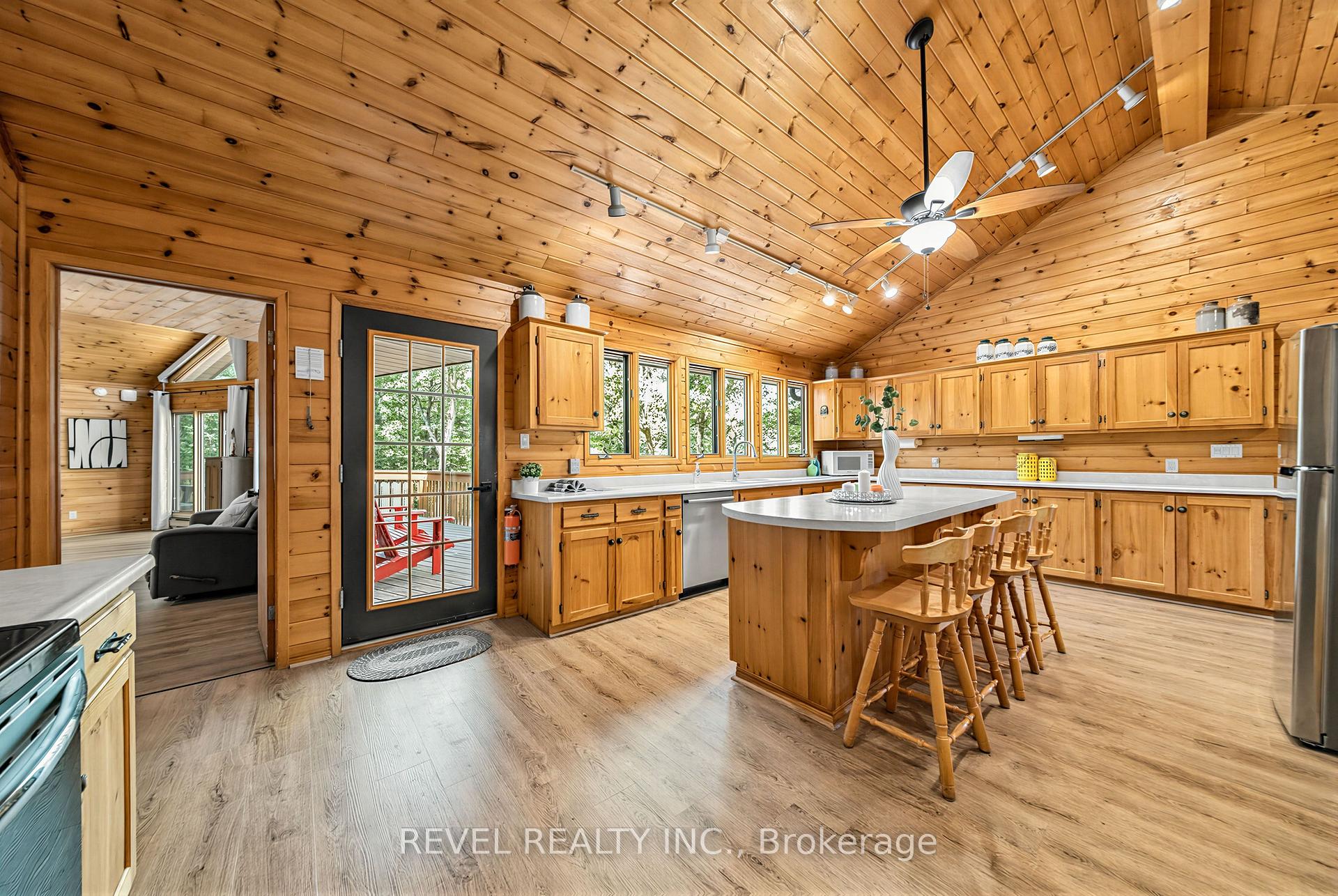 Photo 7 of 180 Lake Road, Georgian Bay, Baxter — HOMEH