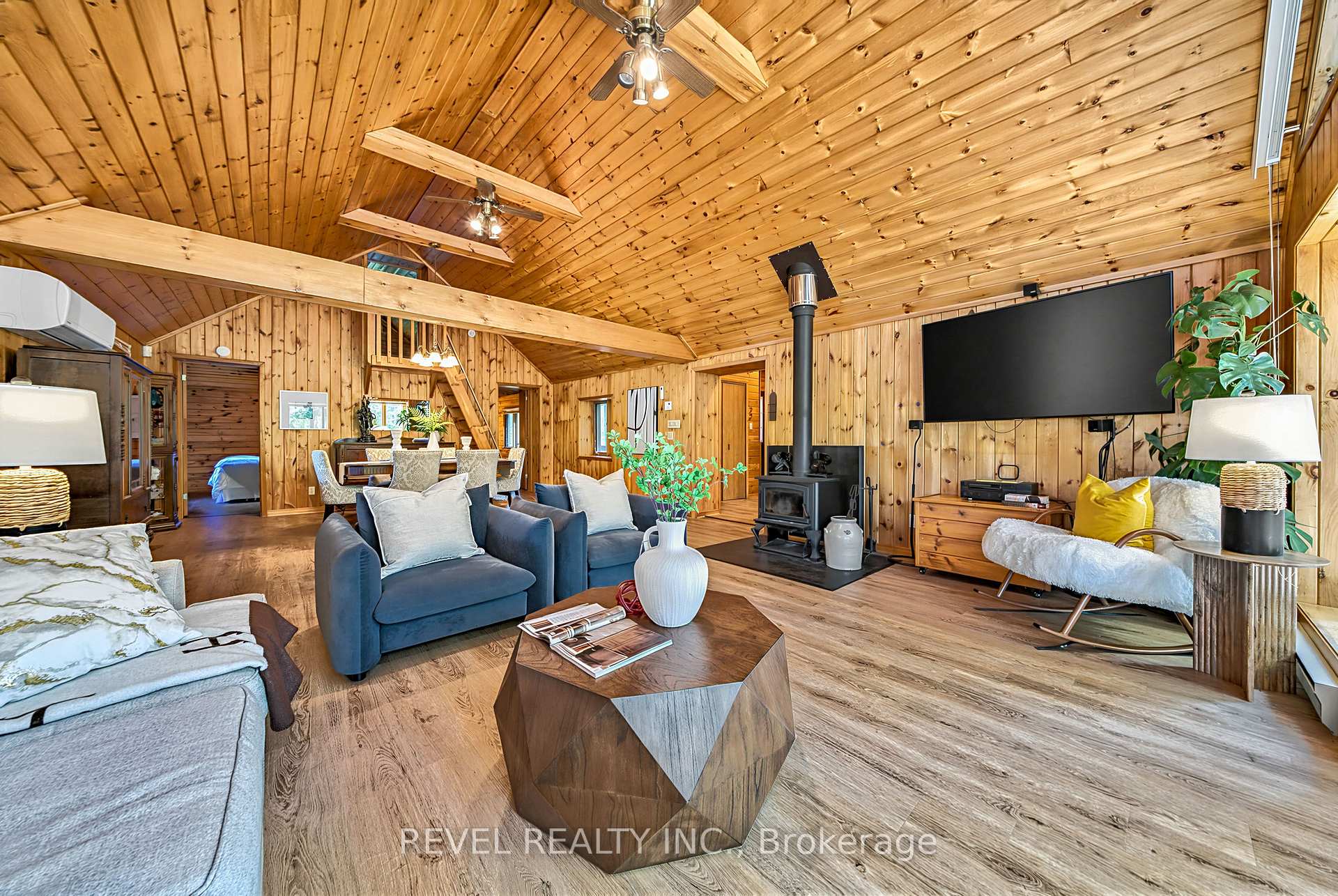 Photo 8 of 180 Lake Road, Georgian Bay, Baxter — HOMEH