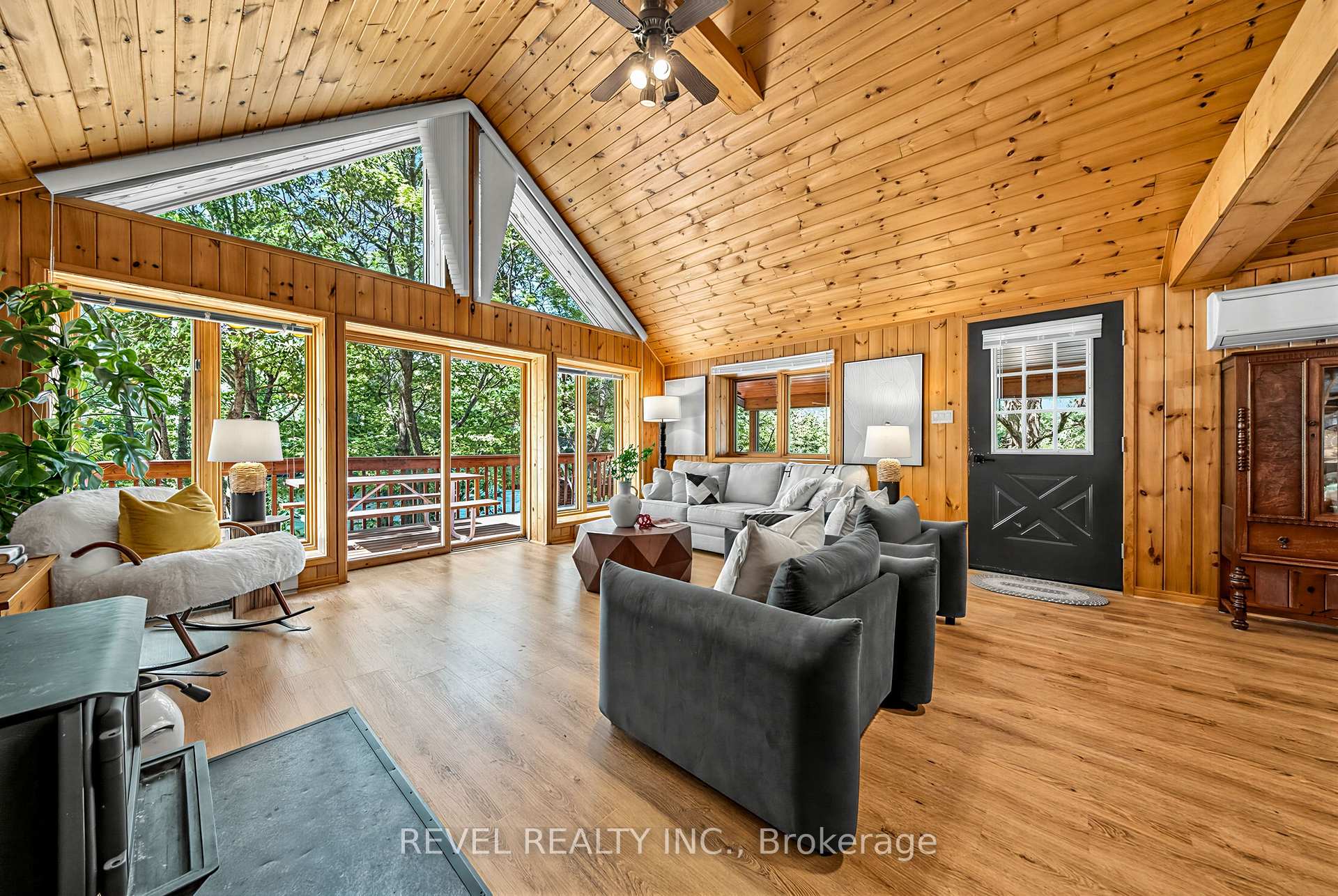 Photo 10 of 180 Lake Road, Georgian Bay, Baxter — HOMEH