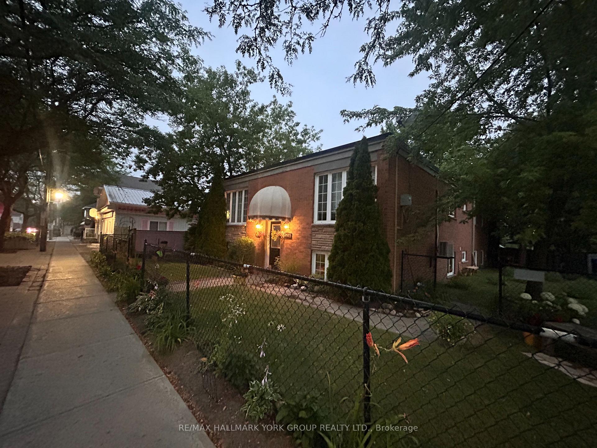 Photo 2 of 948 Lake Drive E, Georgina, Sutton & Jackson's Point — HOMEH