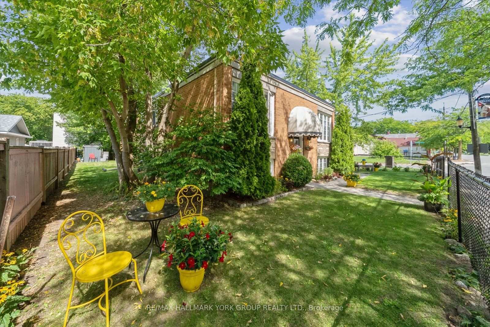 Photo 23 of 948 Lake Drive E, Georgina, Sutton & Jackson's Point — HOMEH