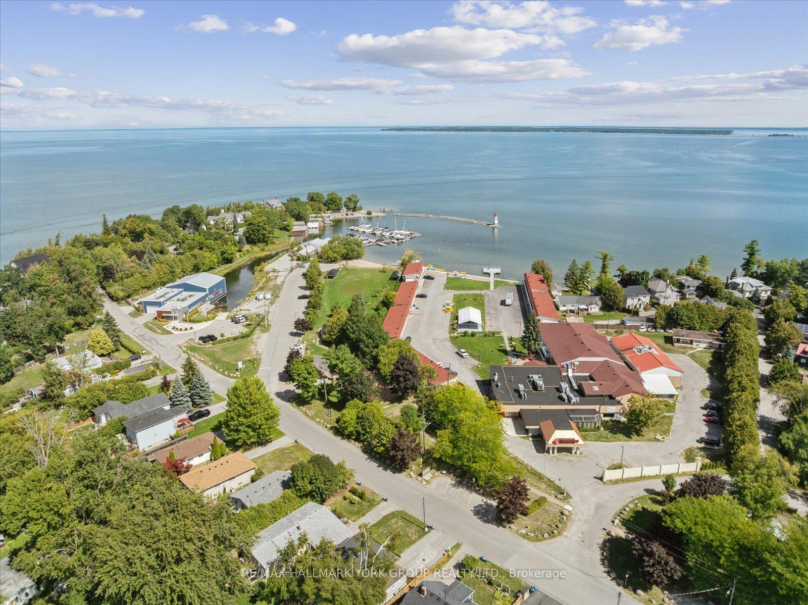 Photo 39 of 948 Lake Drive E, Georgina, Sutton & Jackson's Point — HOMEH