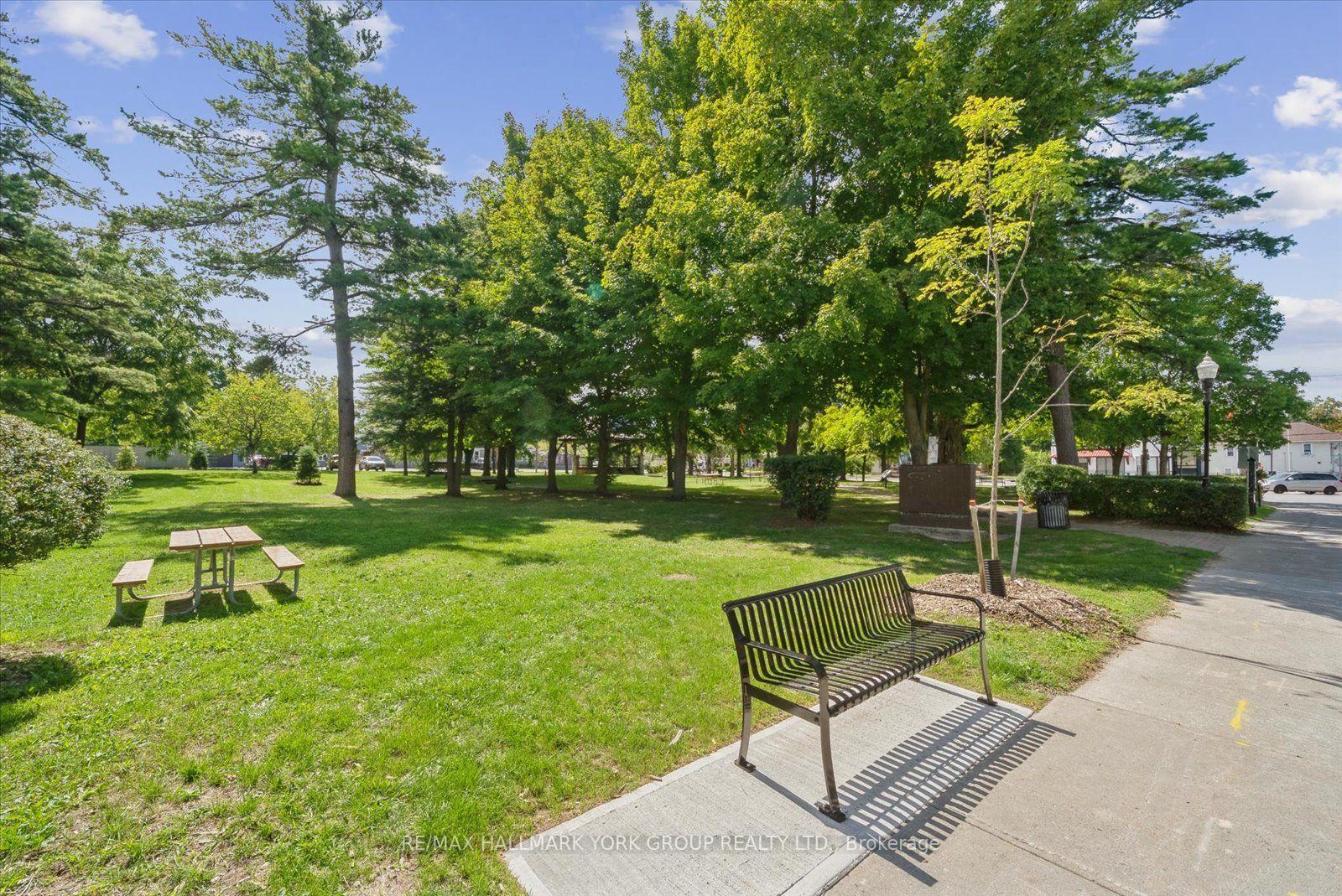 Photo 41 of 948 Lake Drive E, Georgina, Sutton & Jackson's Point — HOMEH