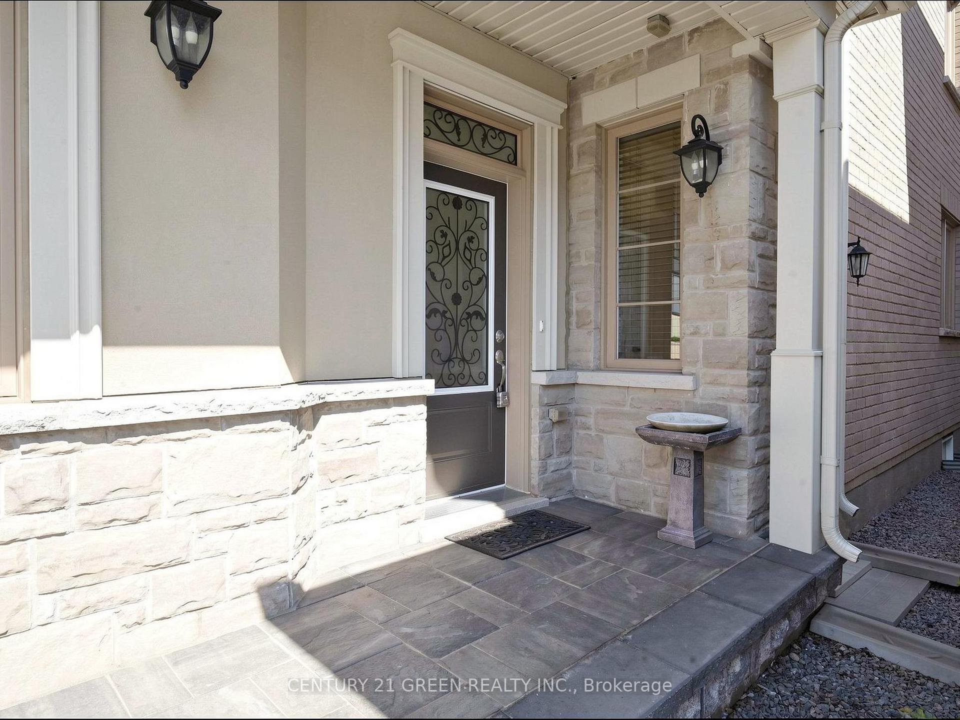 Photo 5 of 1229 Sweetfern Crescent, Milton, Cobban — HOMEH