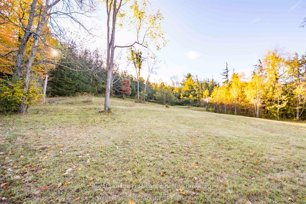 Photo 3 of 863 Gunter Settlement Road, Quinte West, Murray Ward — HOMEH