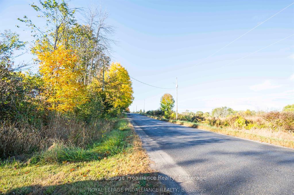 Photo 10 of 863 Gunter Settlement Road, Quinte West, Murray Ward — HOMEH