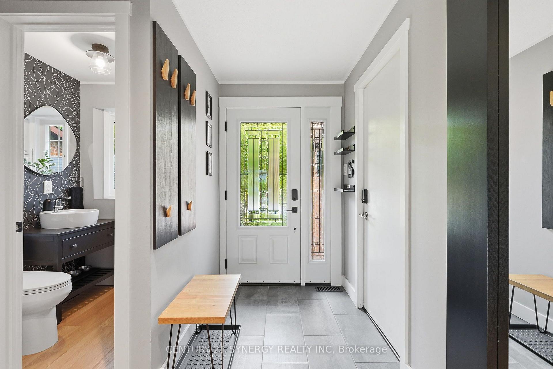 Photo 3 of 6058 Forestglen Crescent, Ottawa, Chapel Hill — HOMEH