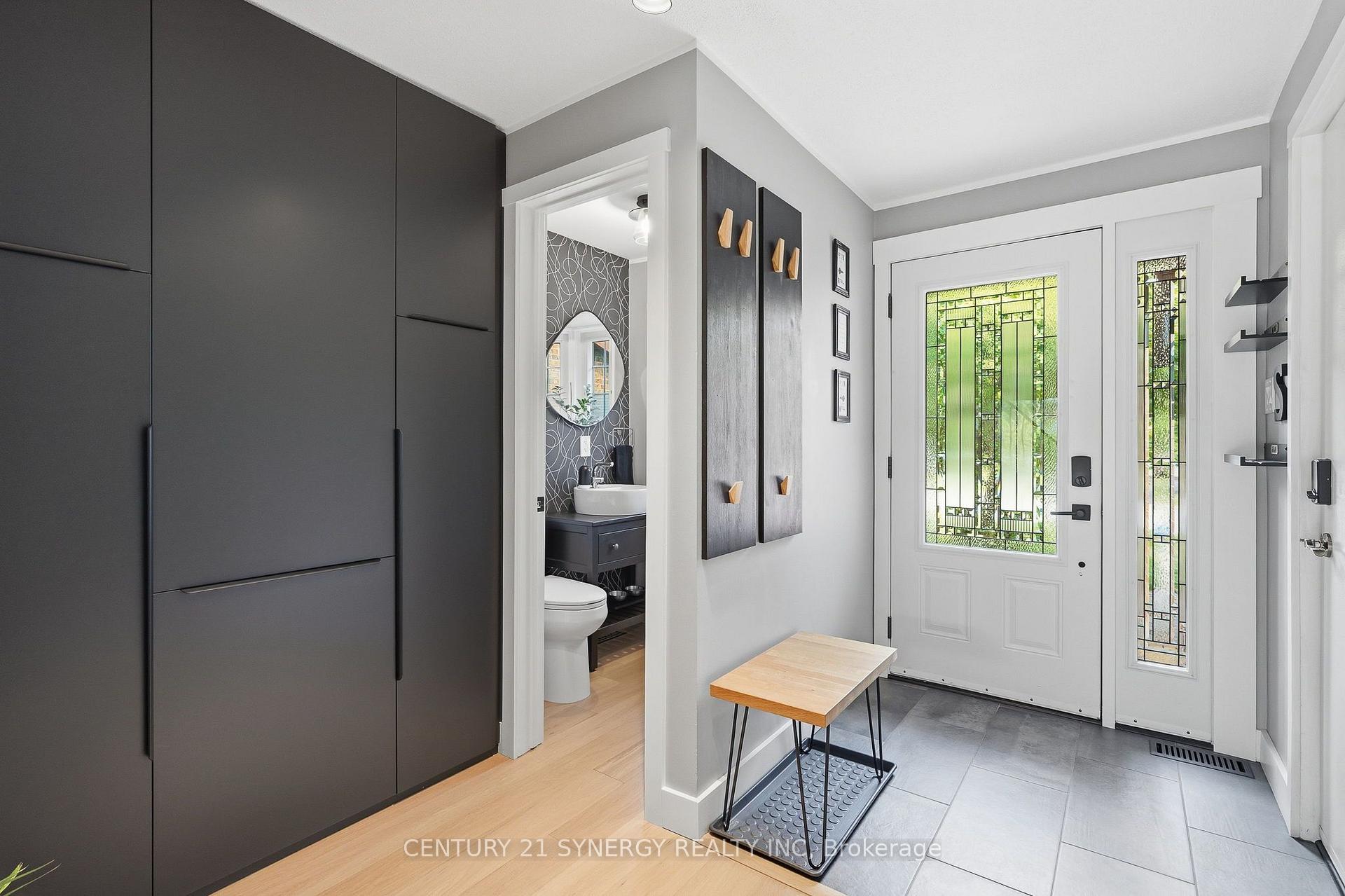 Photo 4 of 6058 Forestglen Crescent, Ottawa, Chapel Hill — HOMEH