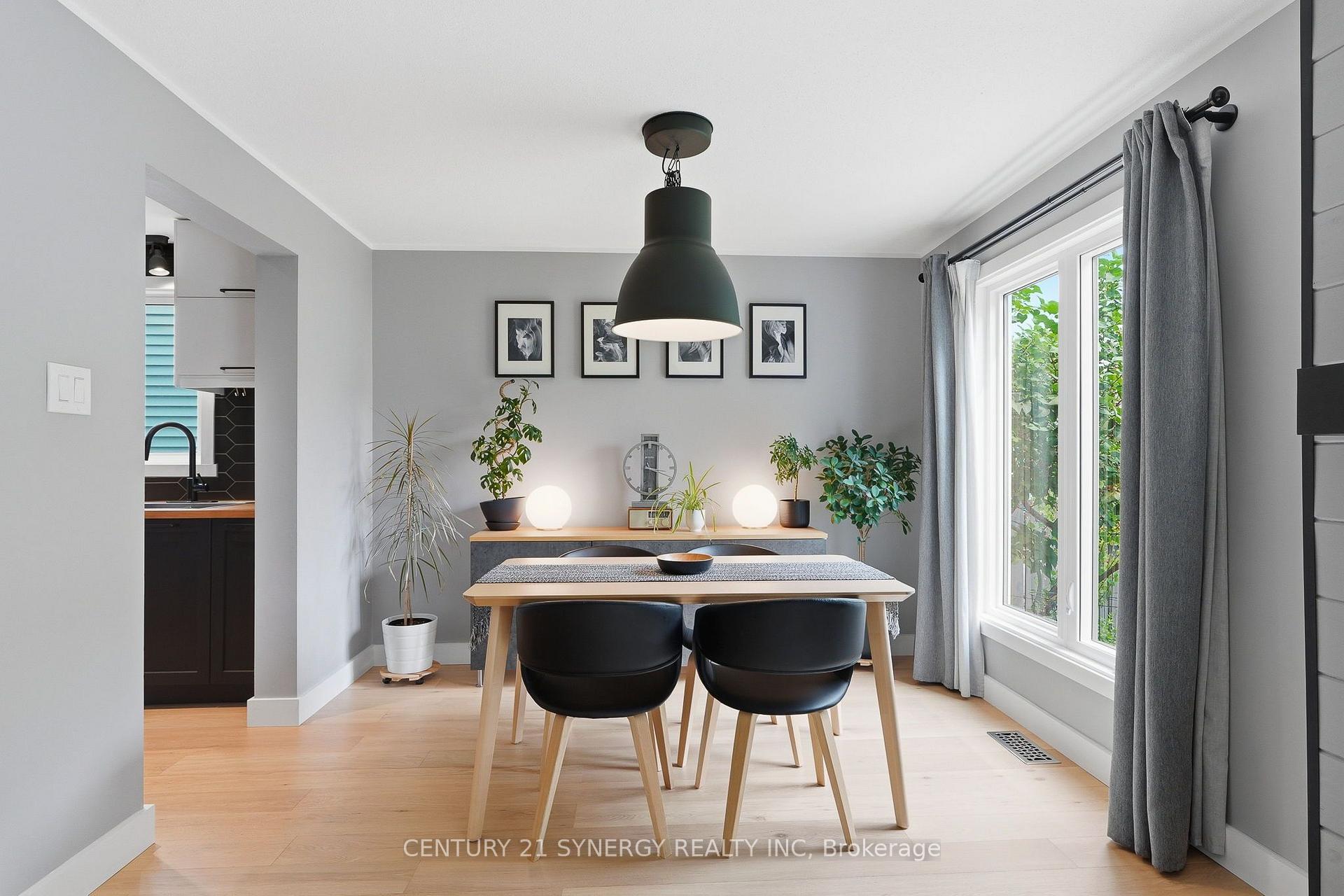 Photo 10 of 6058 Forestglen Crescent, Ottawa, Chapel Hill — HOMEH