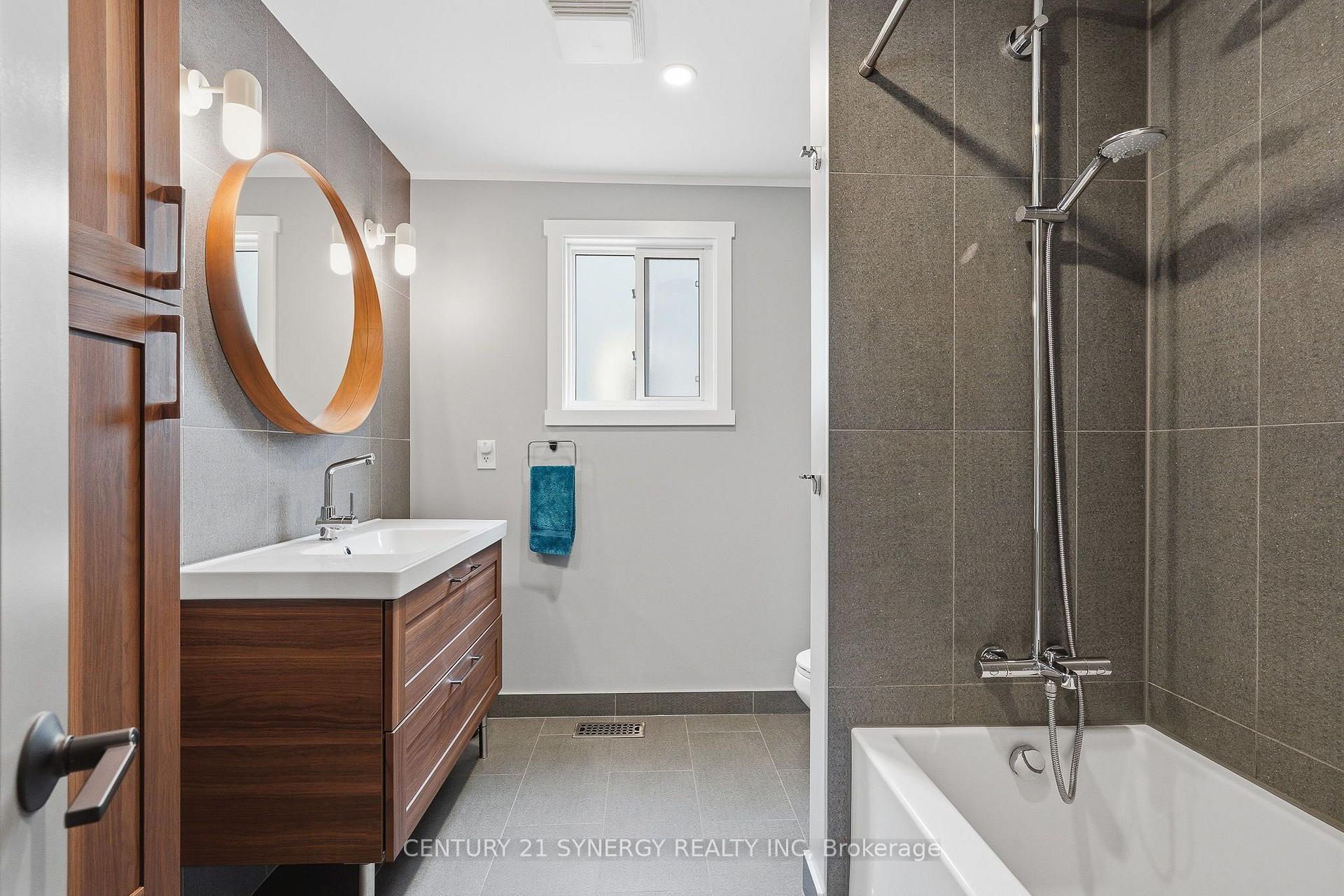 Photo 26 of 6058 Forestglen Crescent, Ottawa, Chapel Hill — HOMEH